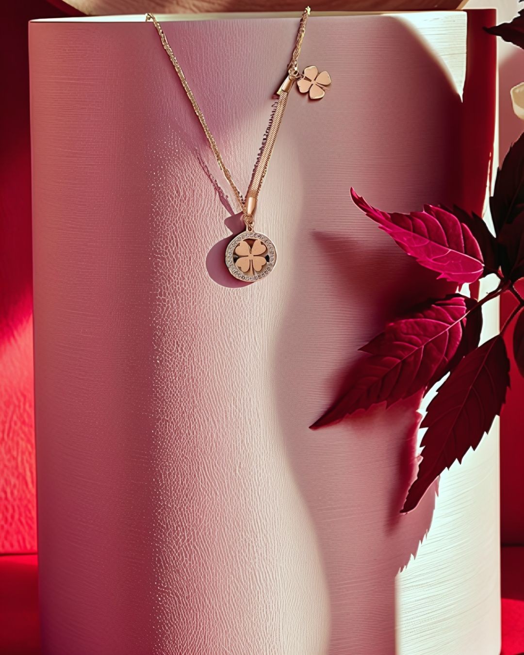 Four-Leaf Clover Pendant Necklace NL-73