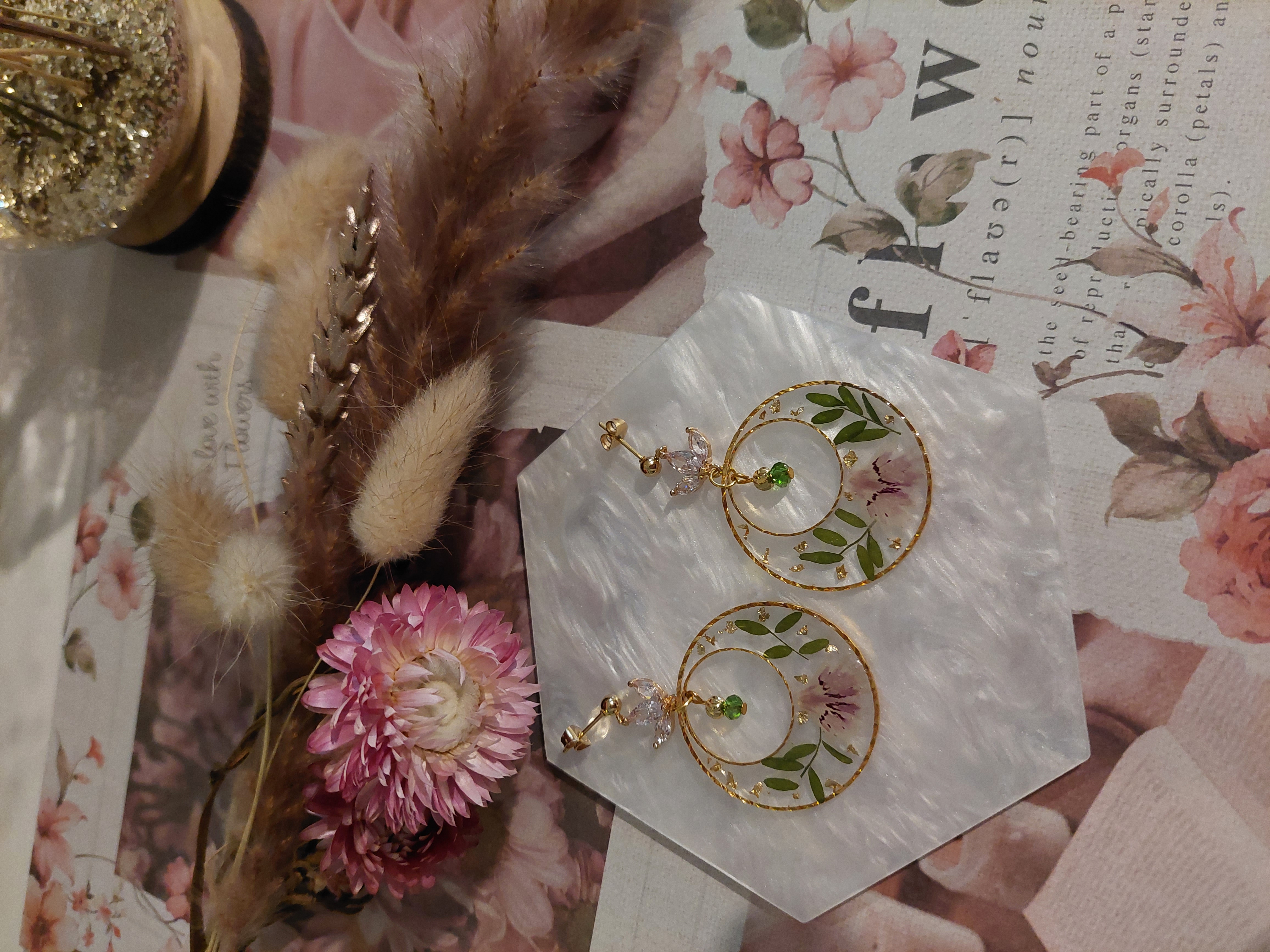 Boucles d'oreilles "Oeillet Sublimé"