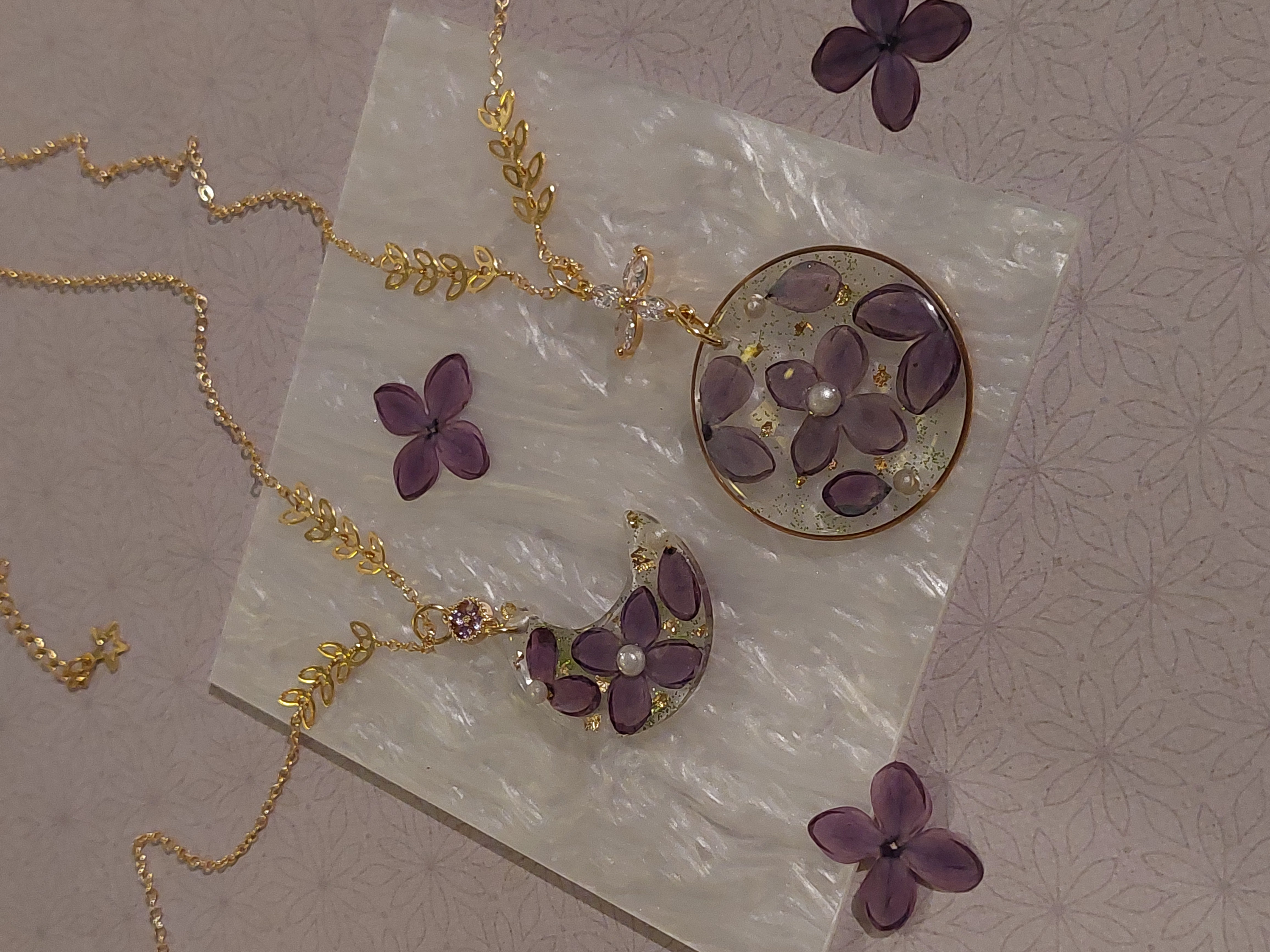 Collier collection LILAS - modèle Lune