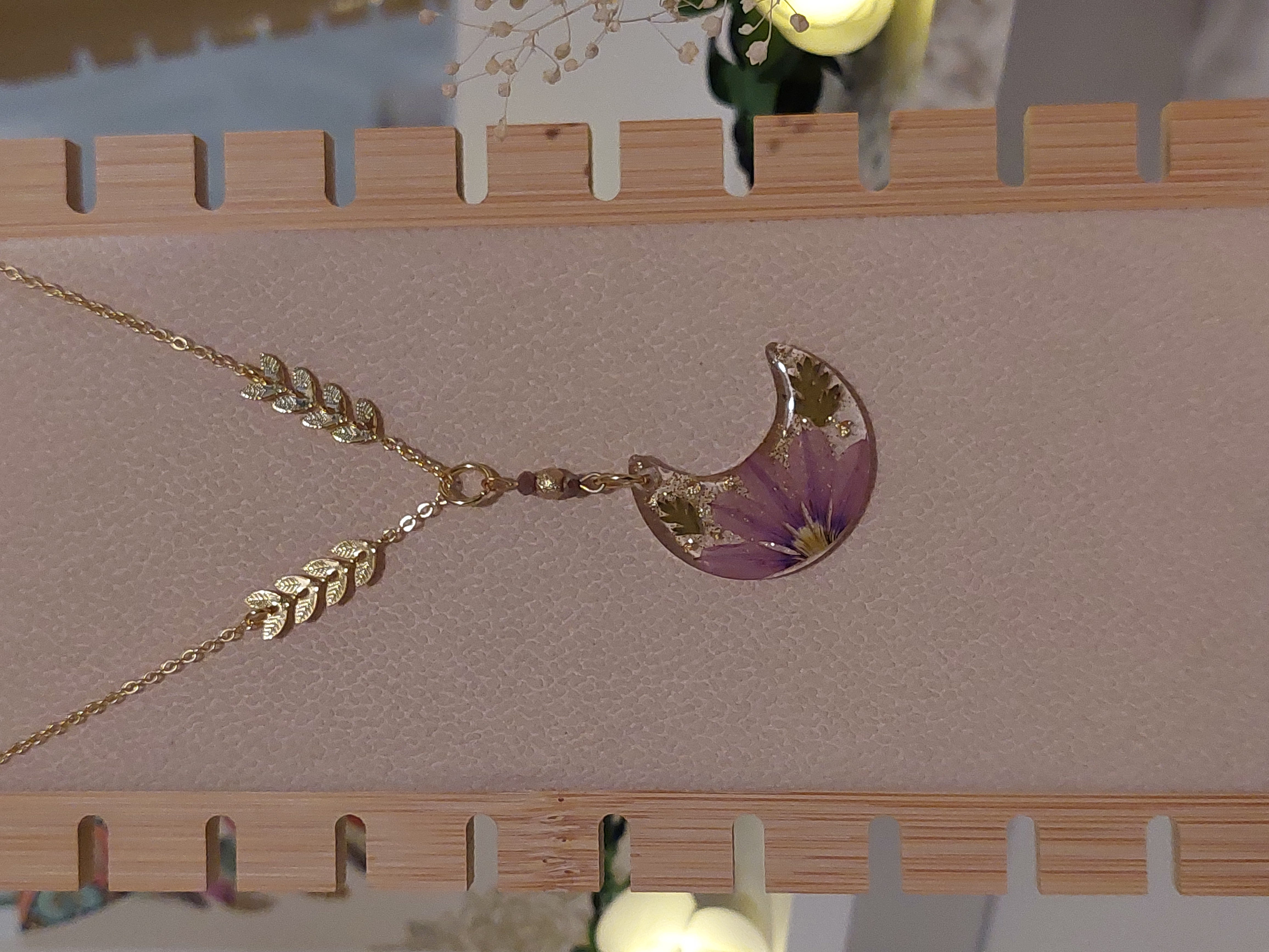 Collier collection Scaevola rose - modèle Lune