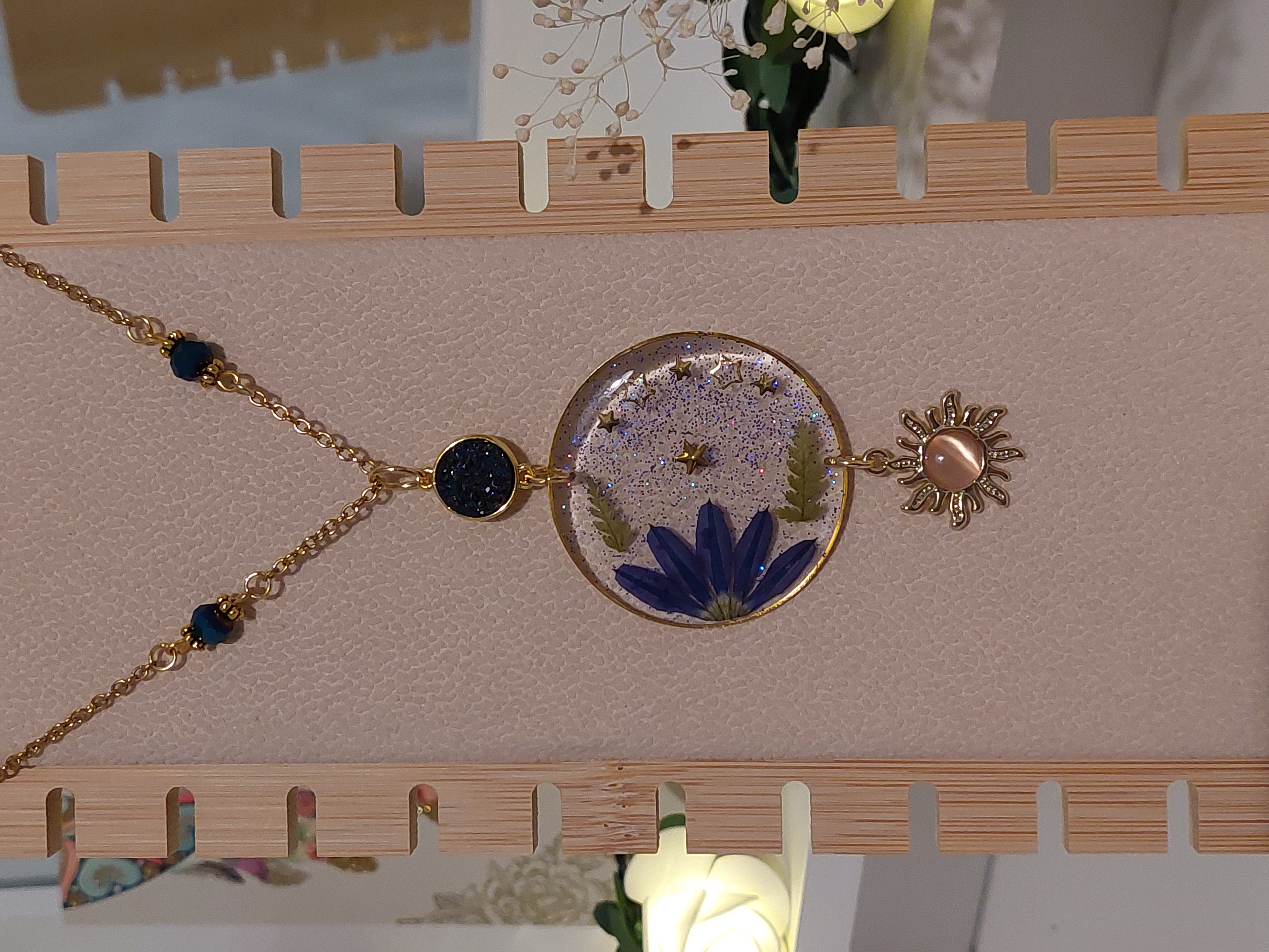 Collier "La Galaxie du Scaevola"