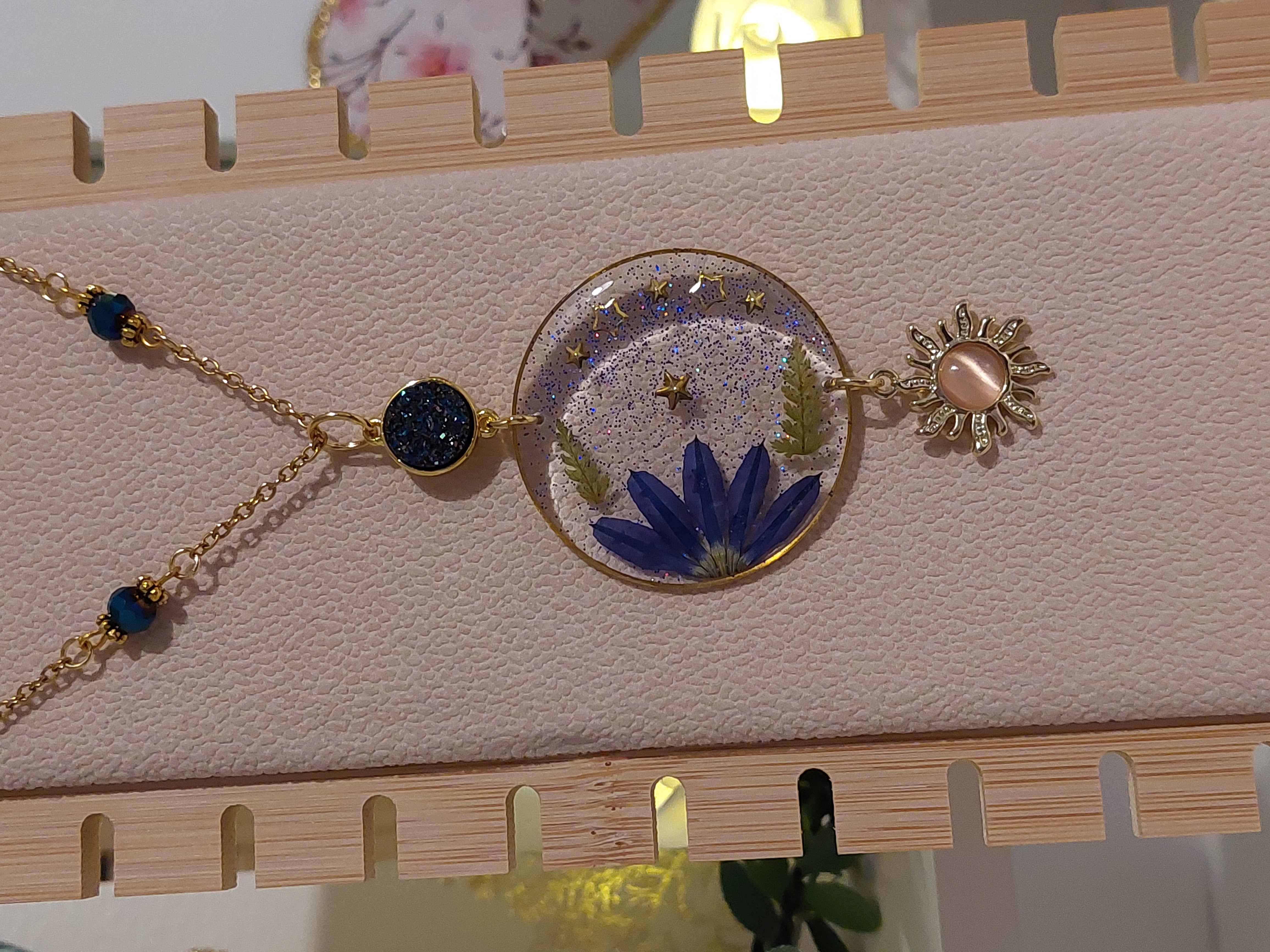 Collier "La Galaxie du Scaevola"