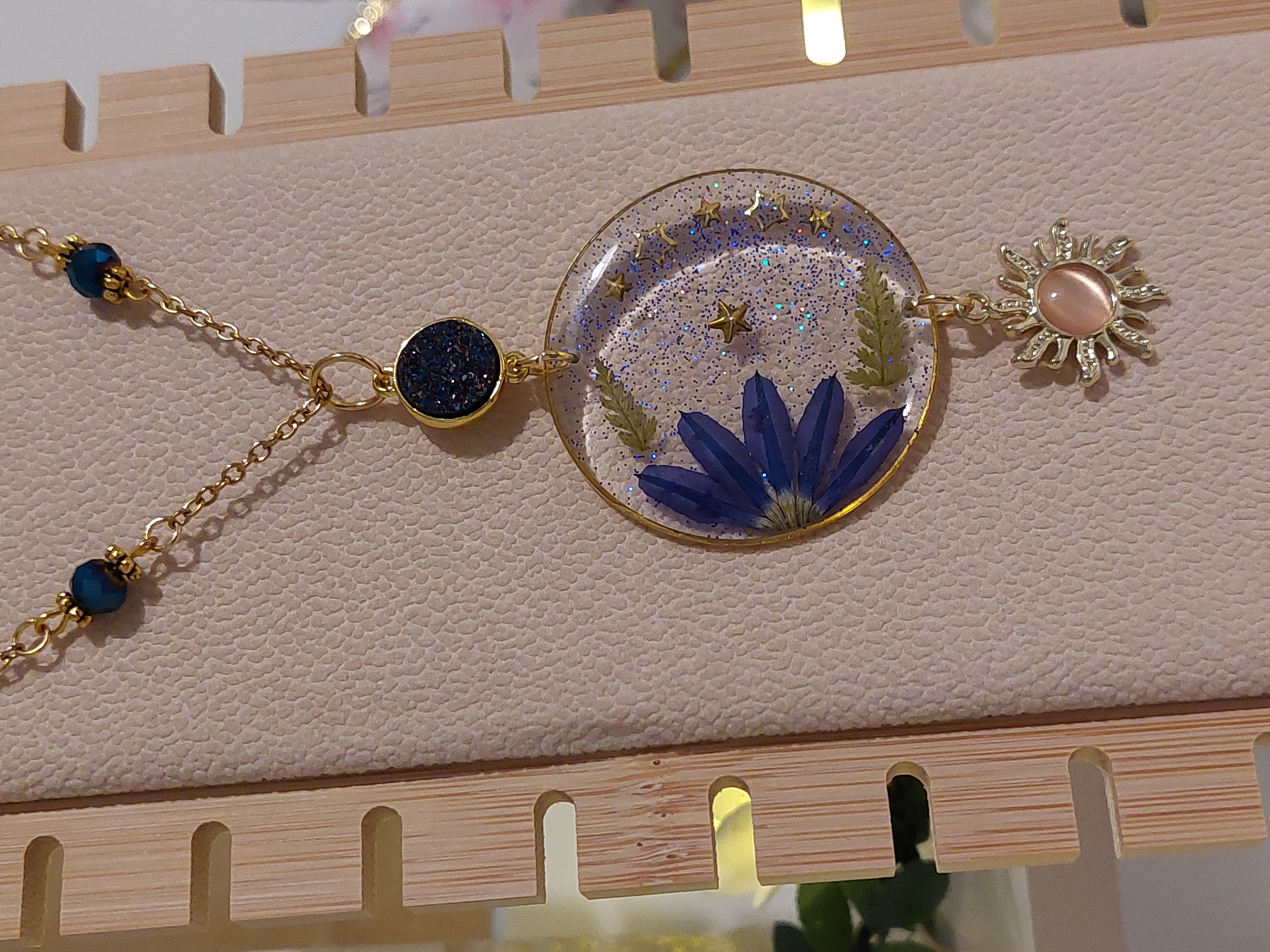 Collier "La Galaxie du Scaevola"