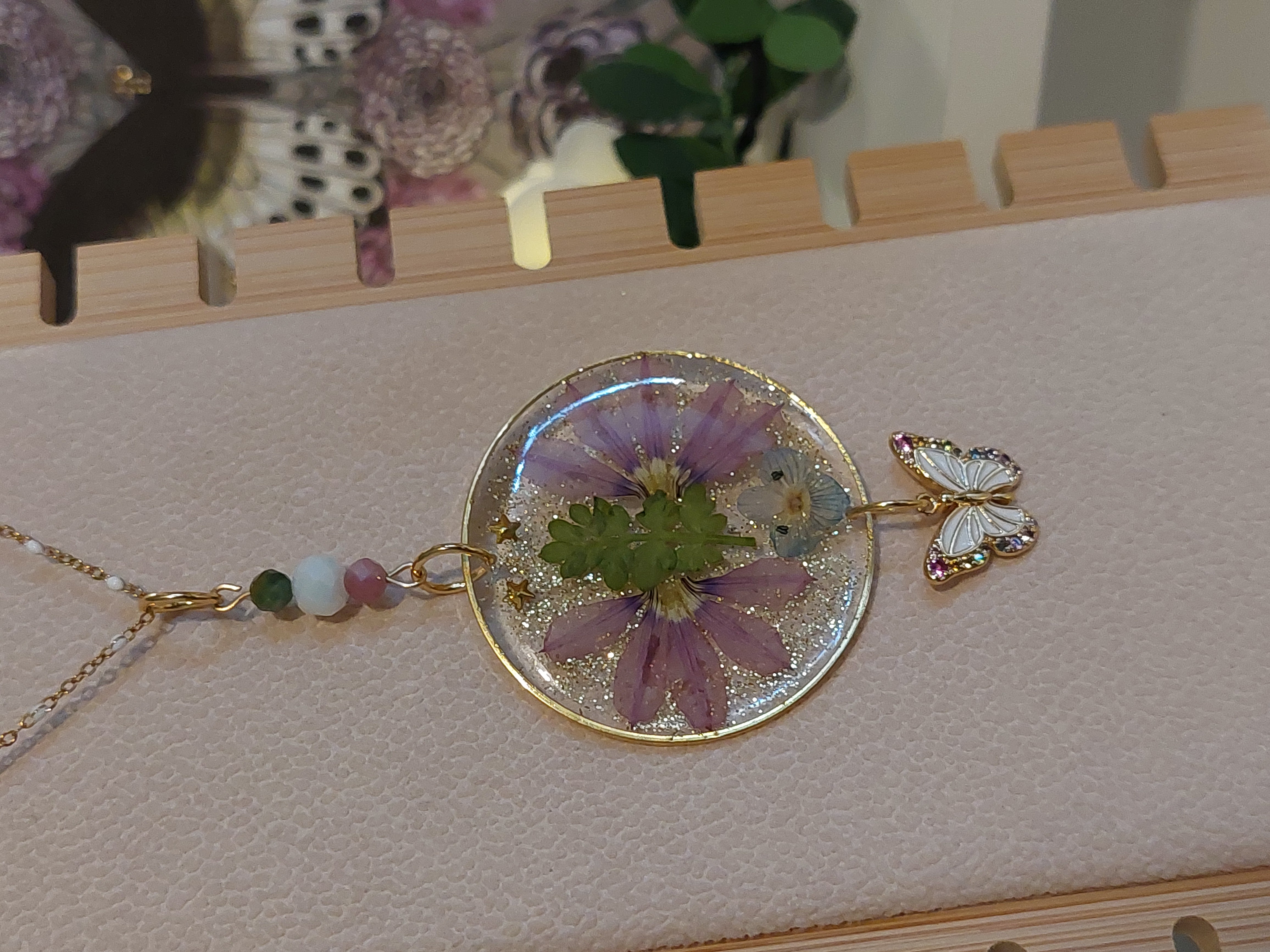 Collier "Le Papillon du Renouveau"