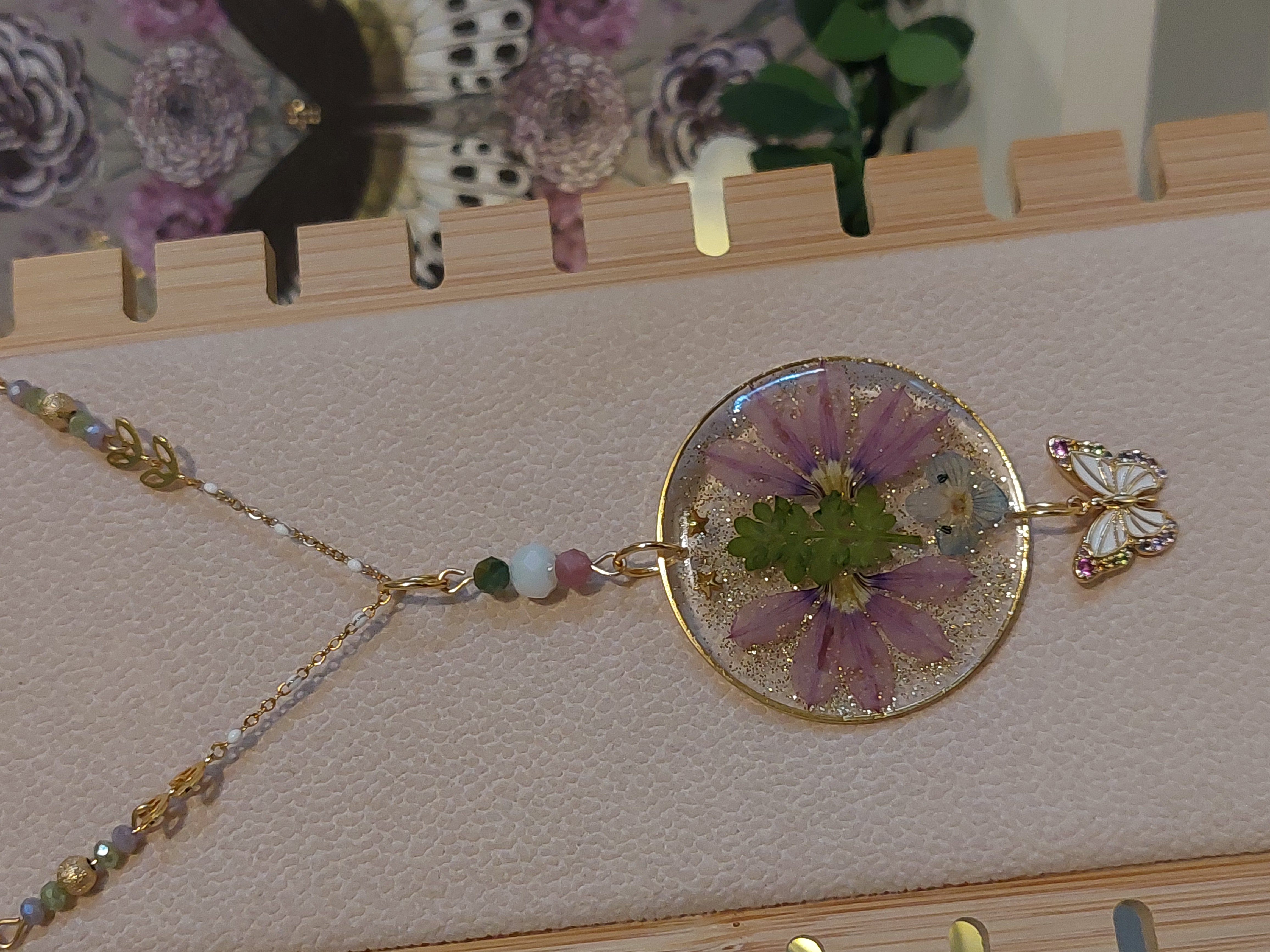 Collier "Le Papillon du Renouveau"