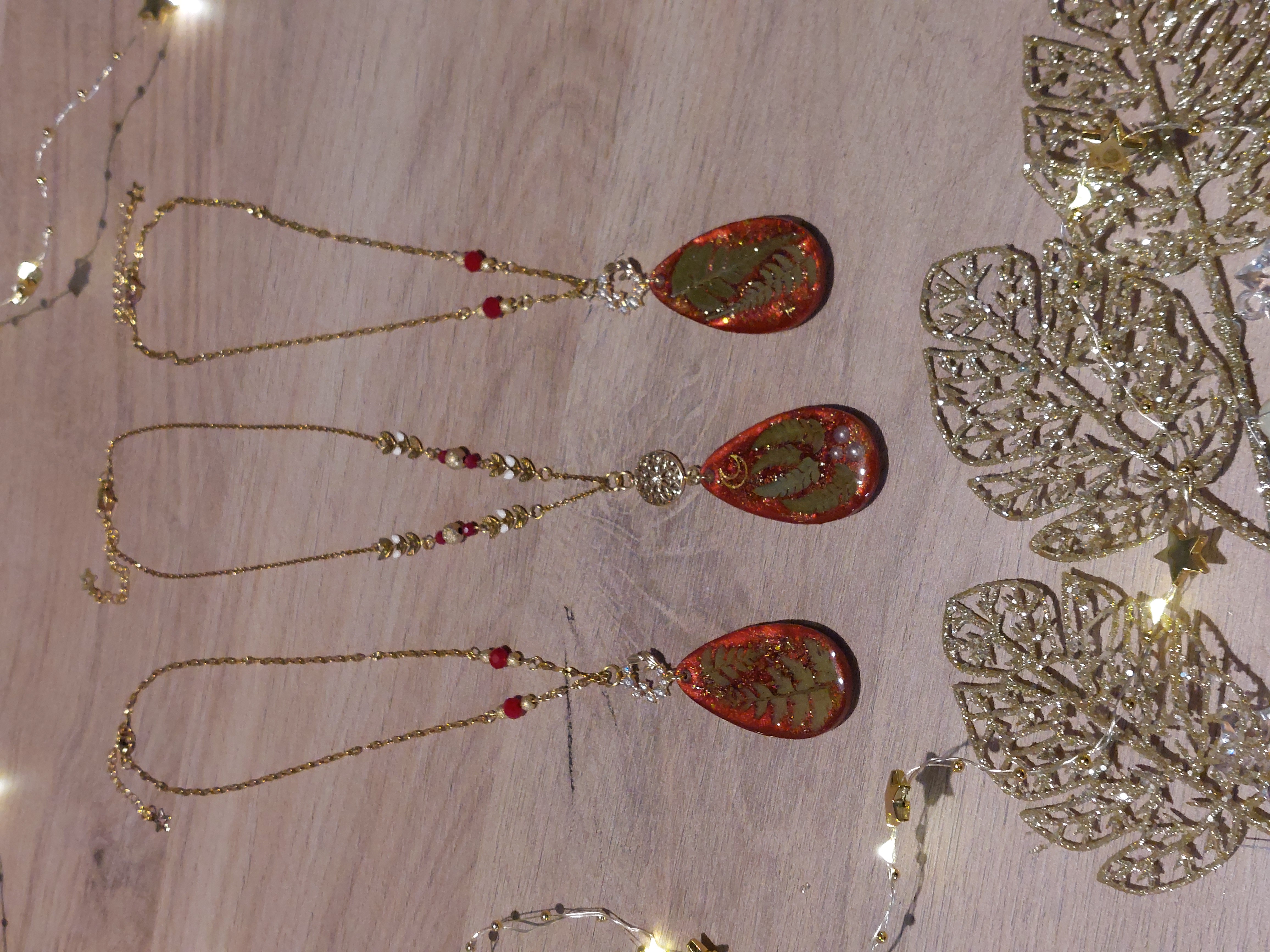 Colliers de Noël - gouttes de fougères