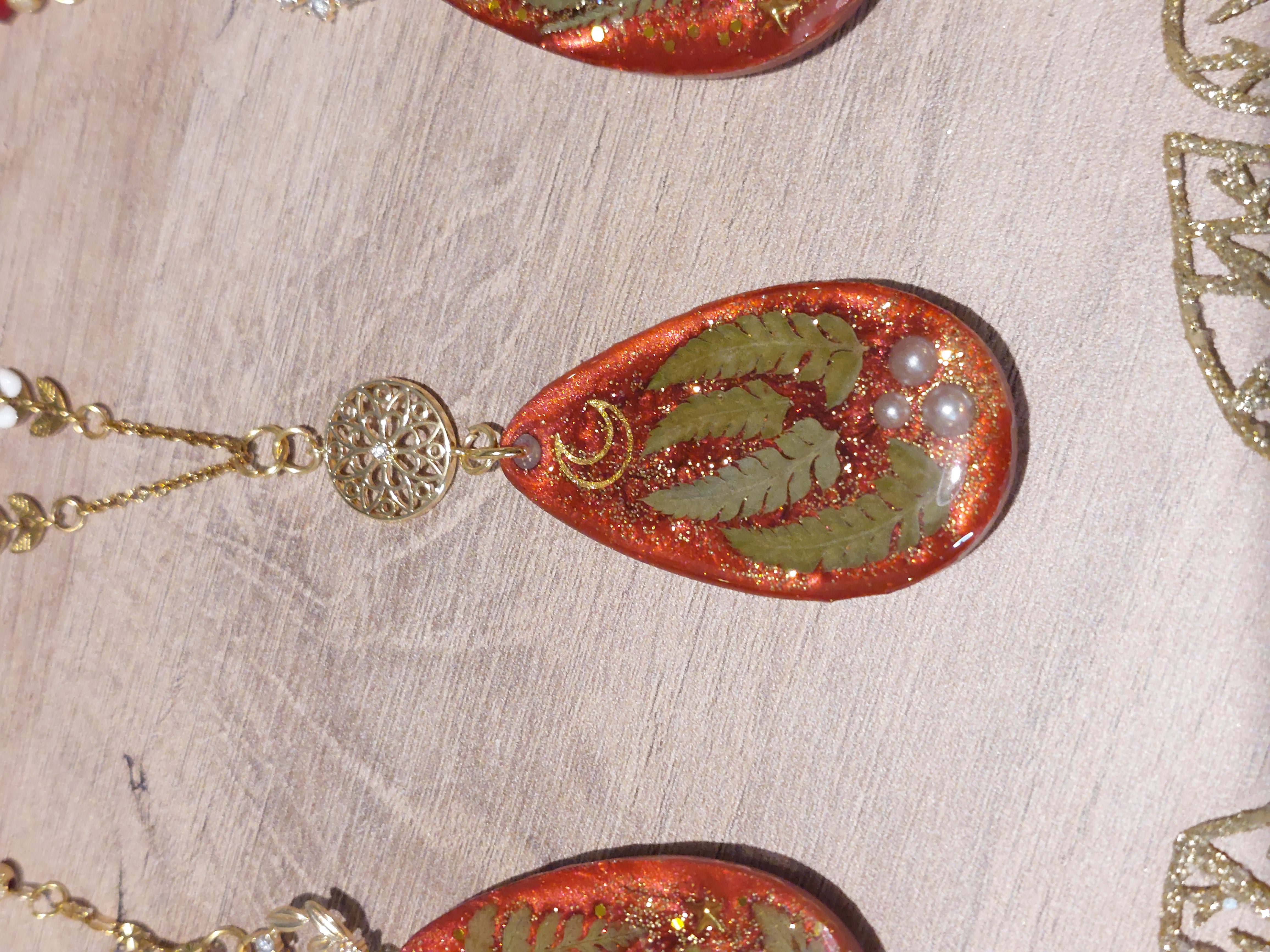 Colliers de Noël - gouttes de fougères