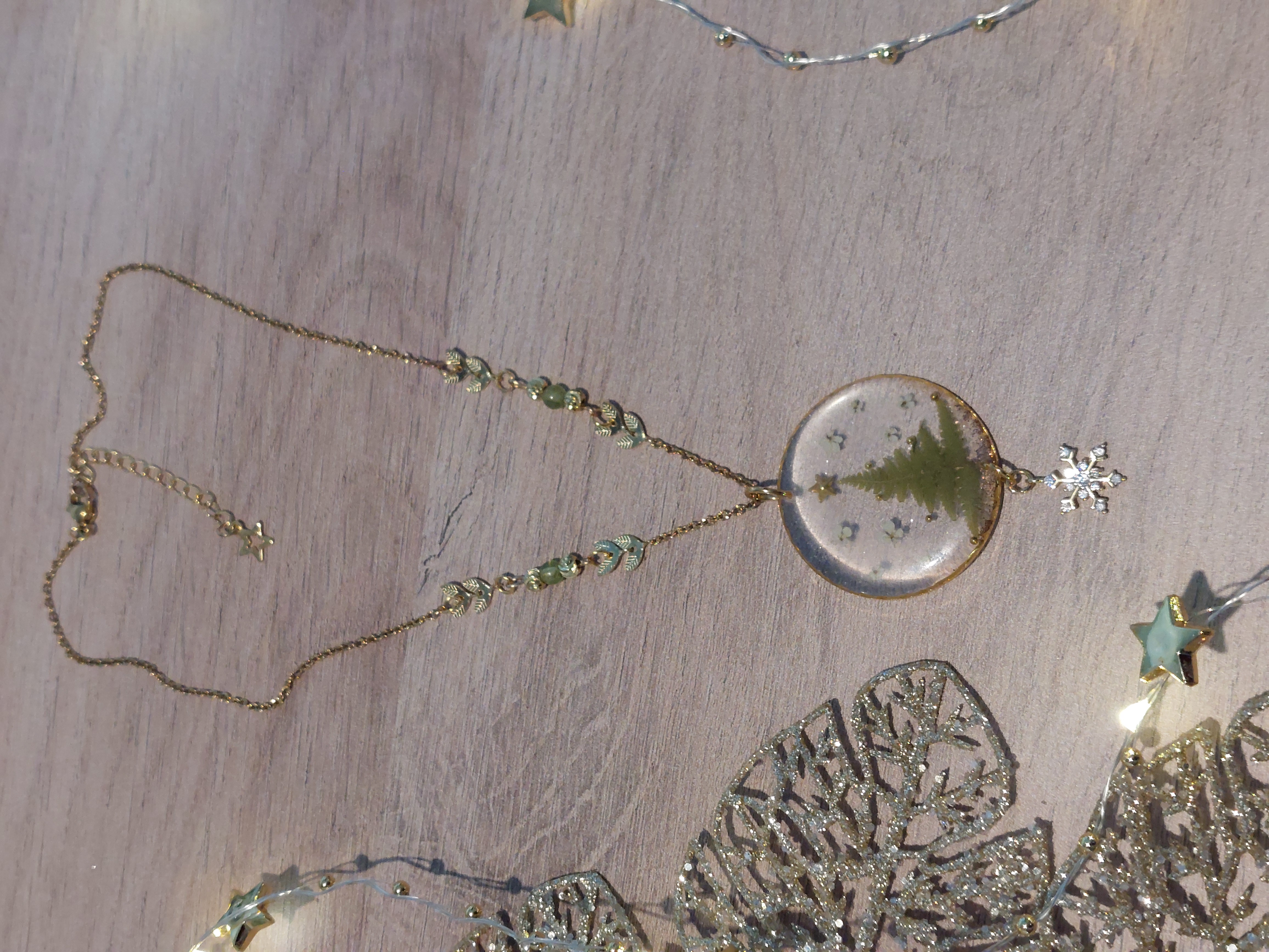 Collier médaillon "Sapin de Noël"