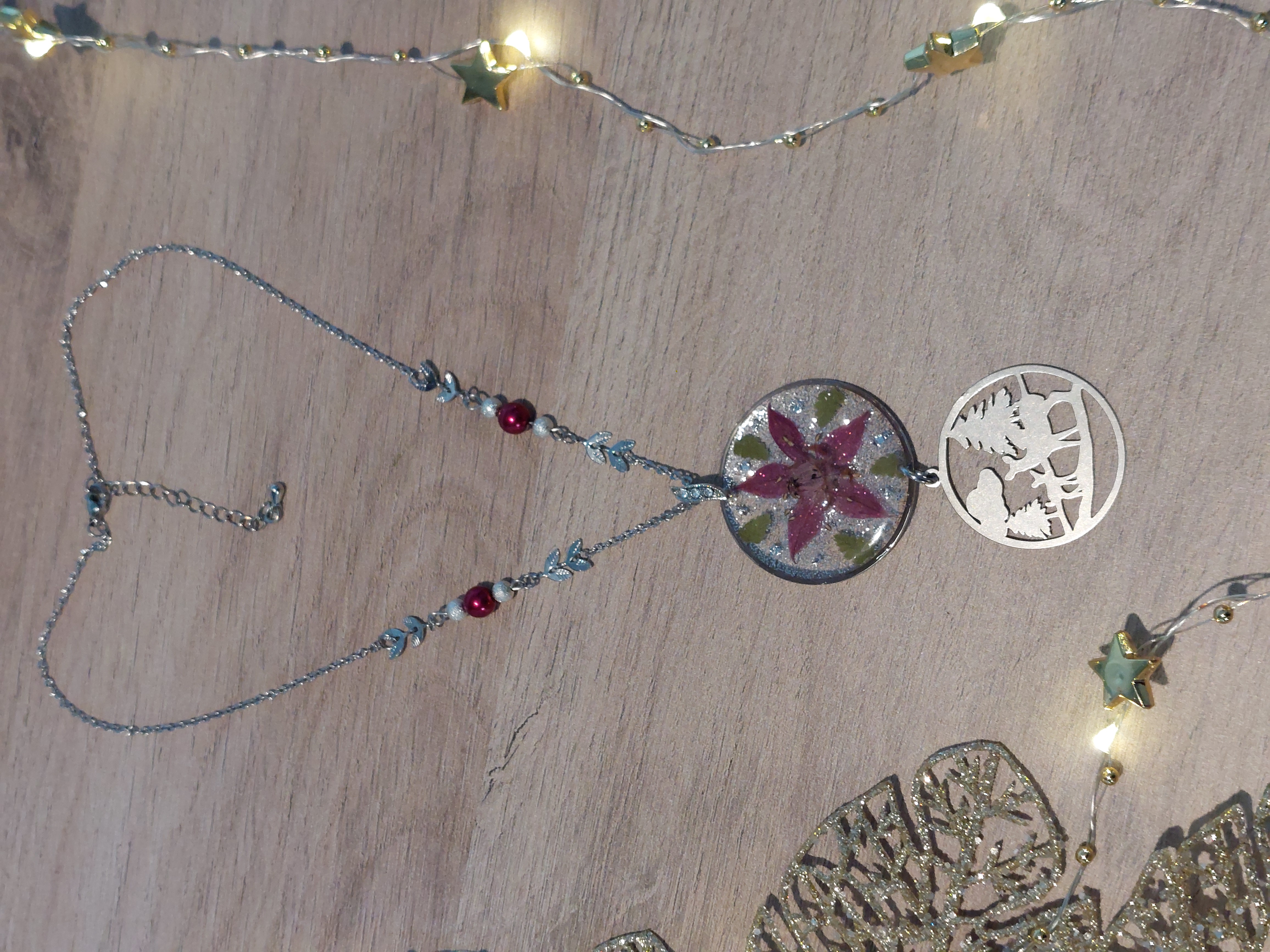 Collier "Bîches et Etoile de Noël"