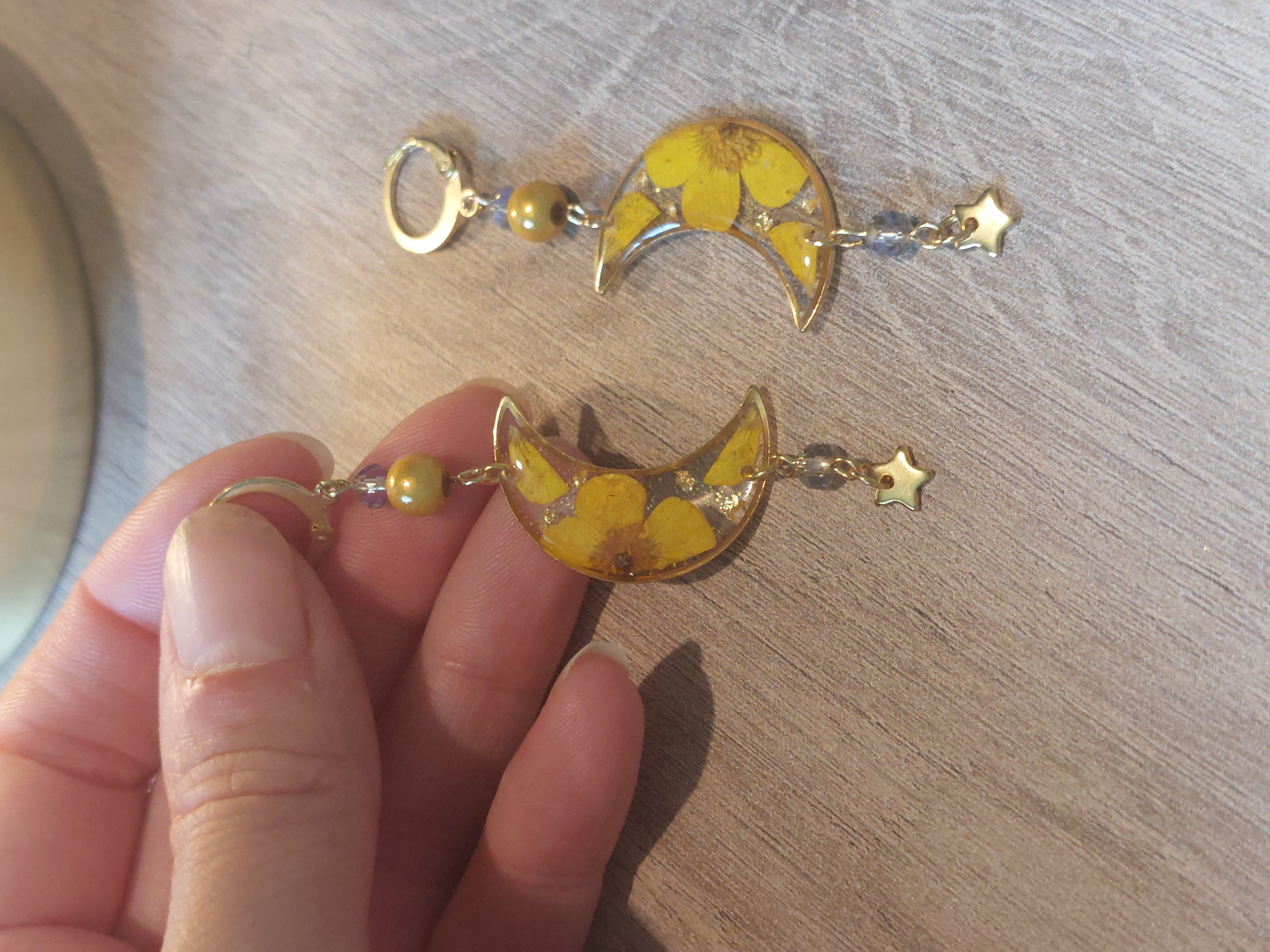 Fleur bouton d'or - perle jaune