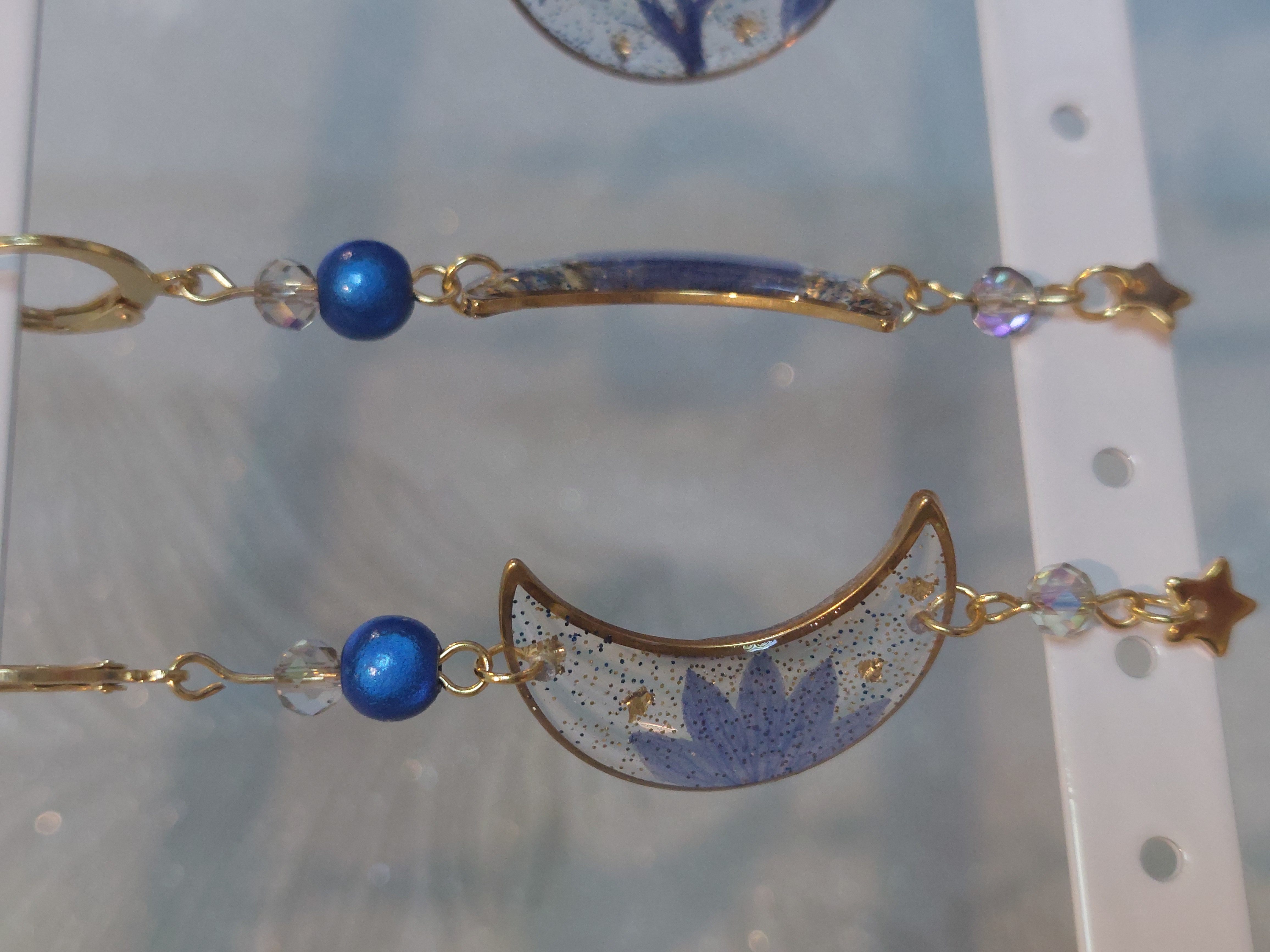 Fleur bleuet - perle bleue