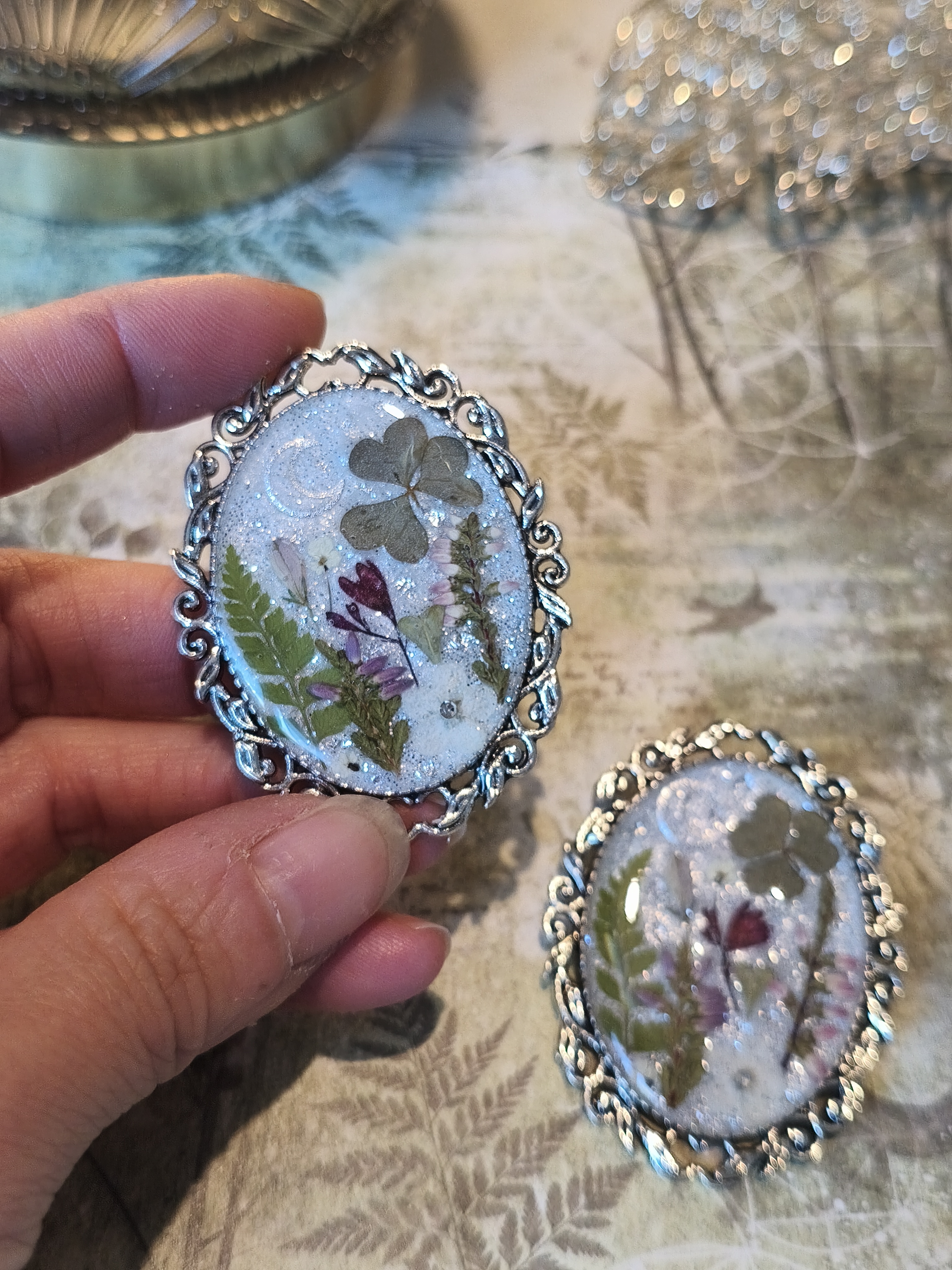 Broche printanière "multifleurs"