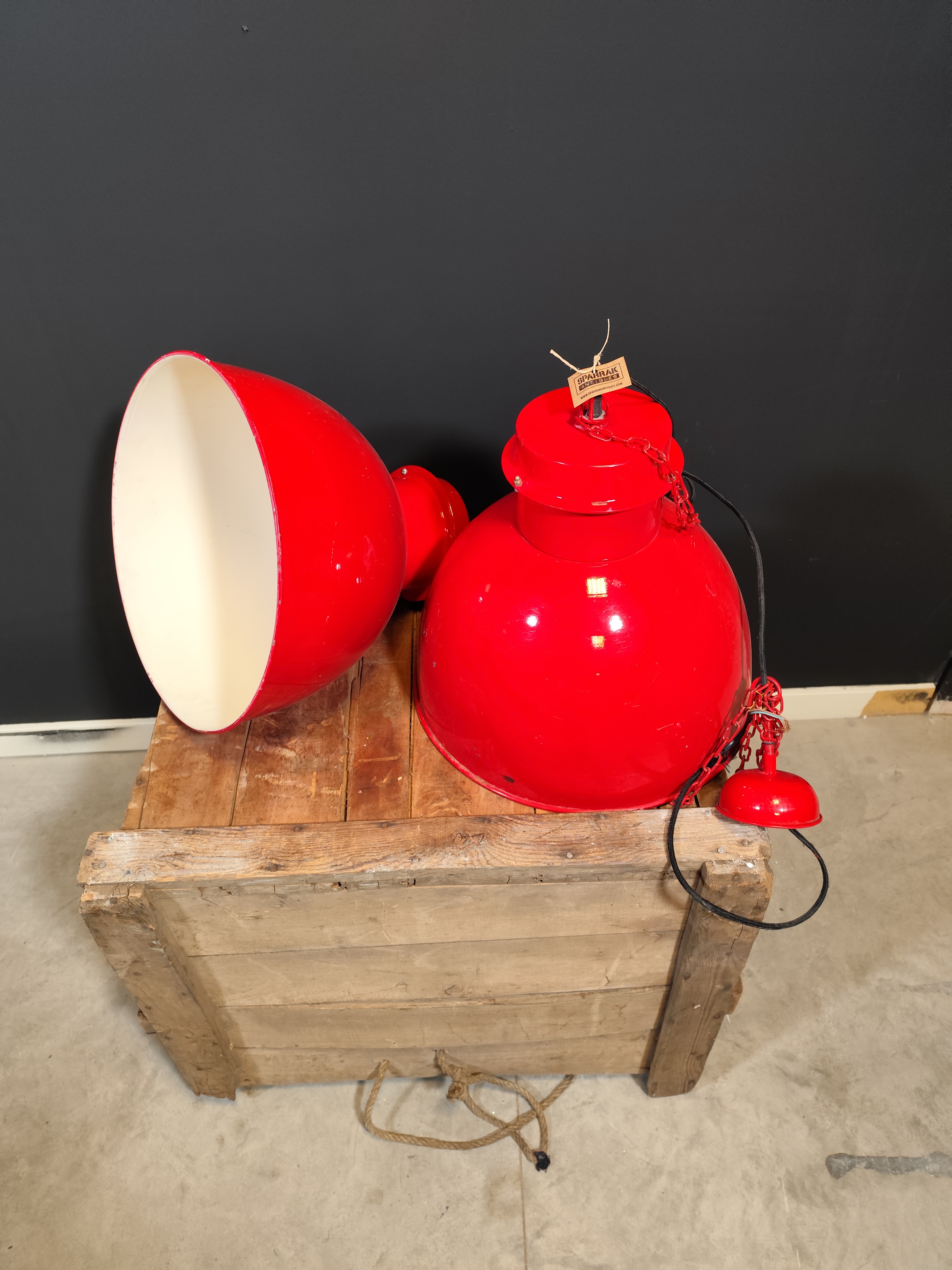 Lámpara roja industrial