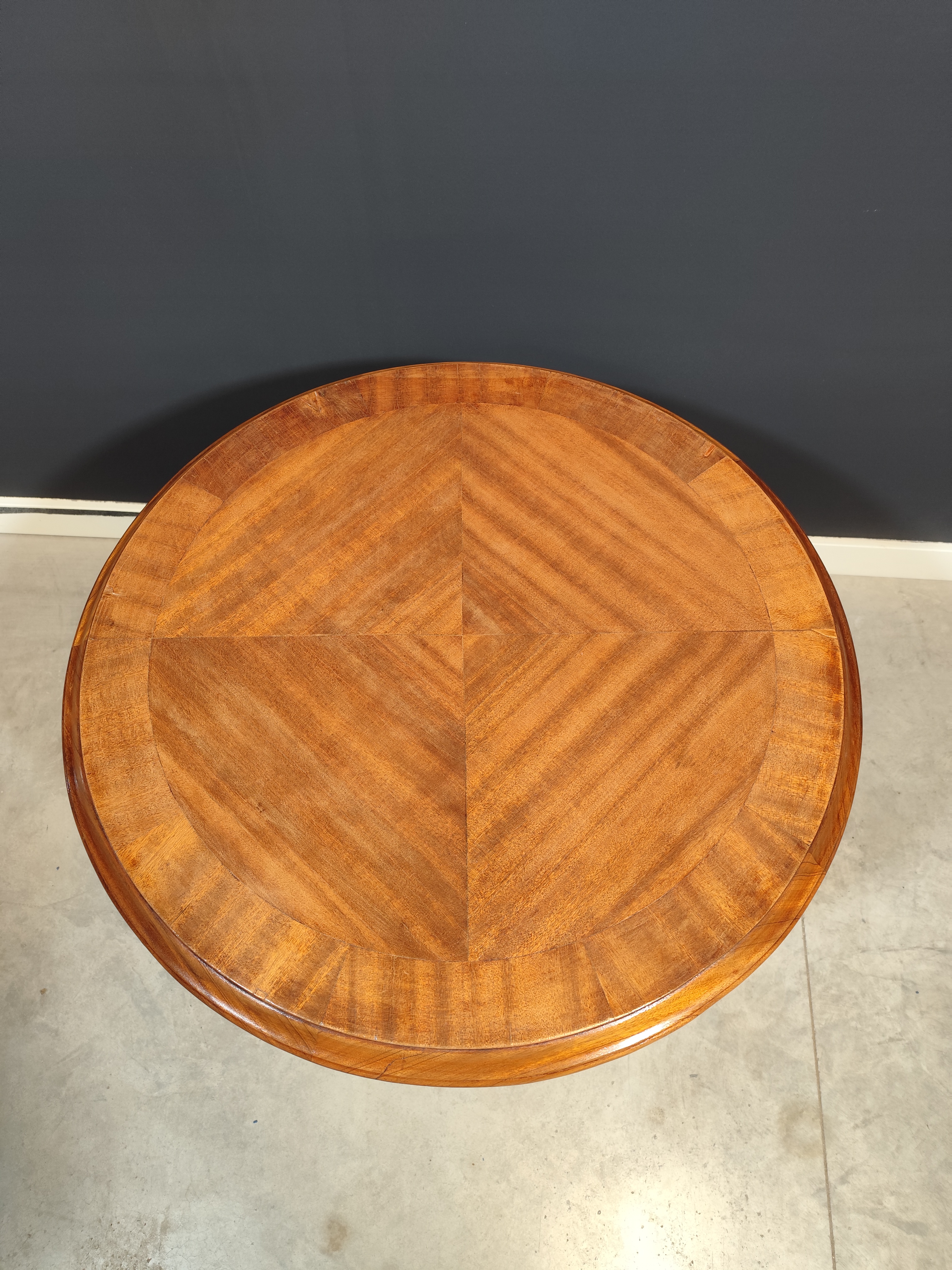 Mesa redonda auxilar