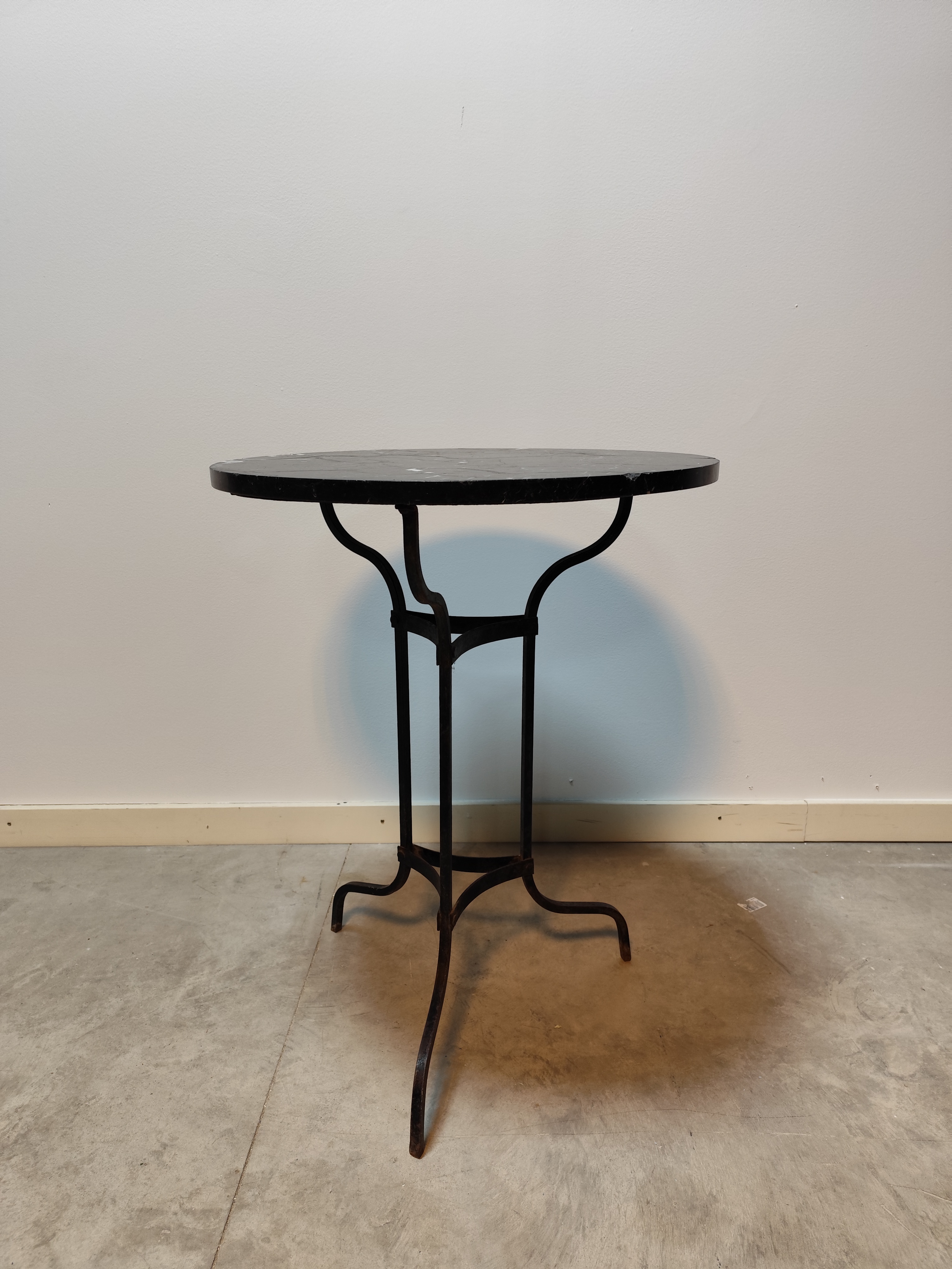 Mesa redonda exterior