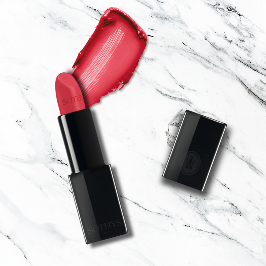 Sothys Lūpų Dažai – 235 Rouge Roseraie, Intensyvi Raudona, Ilgai Laikosi, Drėkina, 3.5g