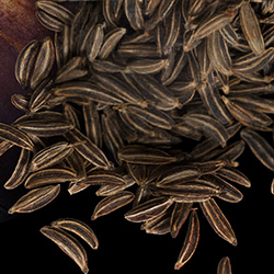 SOTHYS Micelinis valomasis vanduo veidui ir akims Caraway – Fig 200 ml – švelnus makiažo ir nešvarumų pašalinimas