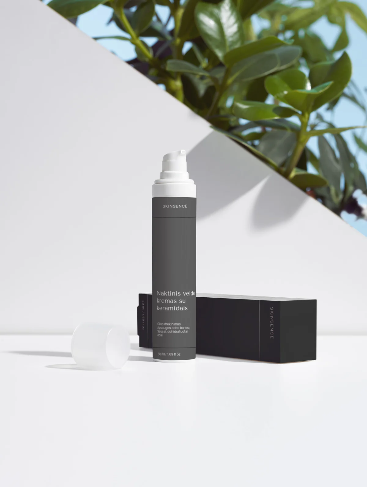 Naktinis Veido Kremas su Keramidais 50 ml – Atkuriantis Drėkinimas ir Odos Regeneracija