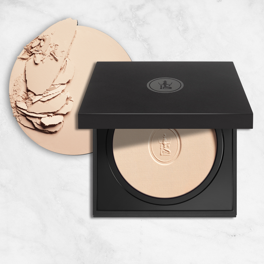 SOTHYS Švytėjimą Suteikianti Natūrali Pudra 10 Naturel 9,5 g – Lygi, Matinė ir Skaisti Oda