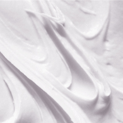 SOTHYS Maskuojamasis ir švytėjimo pieštukas „Naturel“ – 2 in 1 tobula oda (5,6 g)