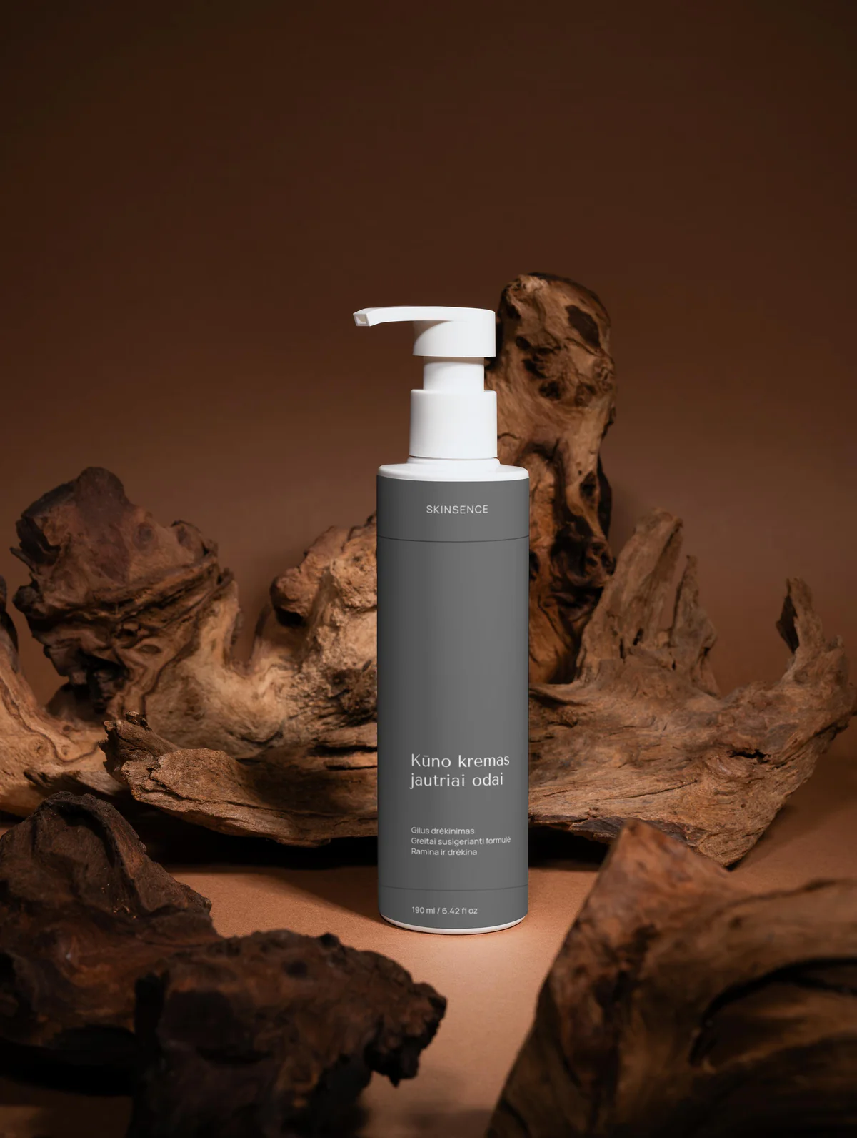 Kūno Kremas Jautriai Odai 190 ml – Raminantis Drėkinimas ir Odos Komfortas