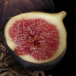 SOTHYS Micelinis valomasis vanduo veidui ir akims Caraway – Fig 200 ml – švelnus makiažo ir nešvarumų pašalinimas
