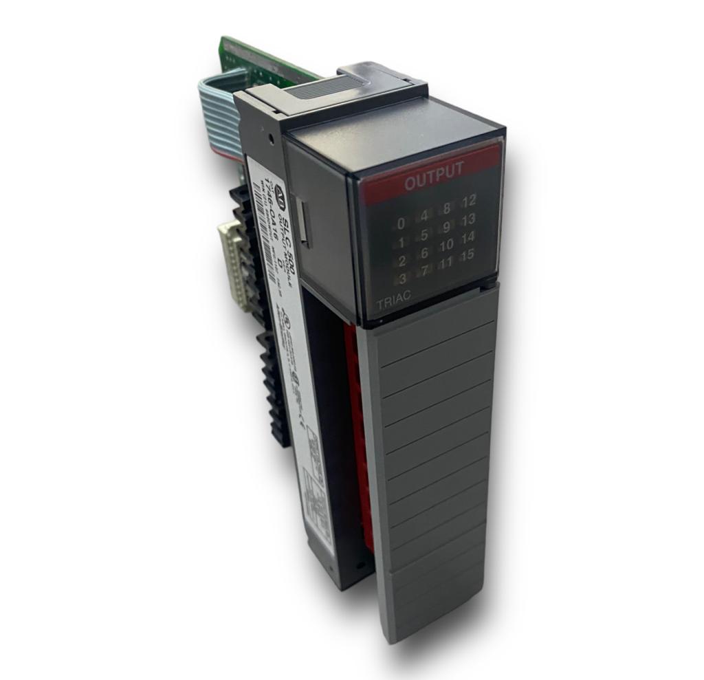 PLC Allen Bradley 1746-OA16