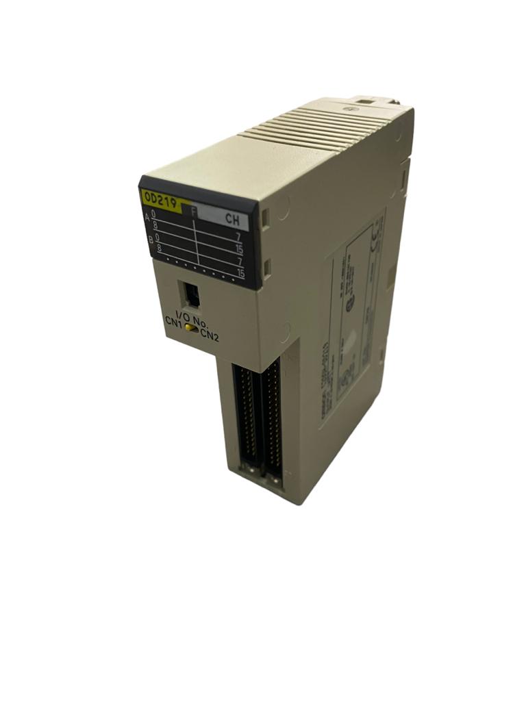 Módulo OMRON C200h-0D219