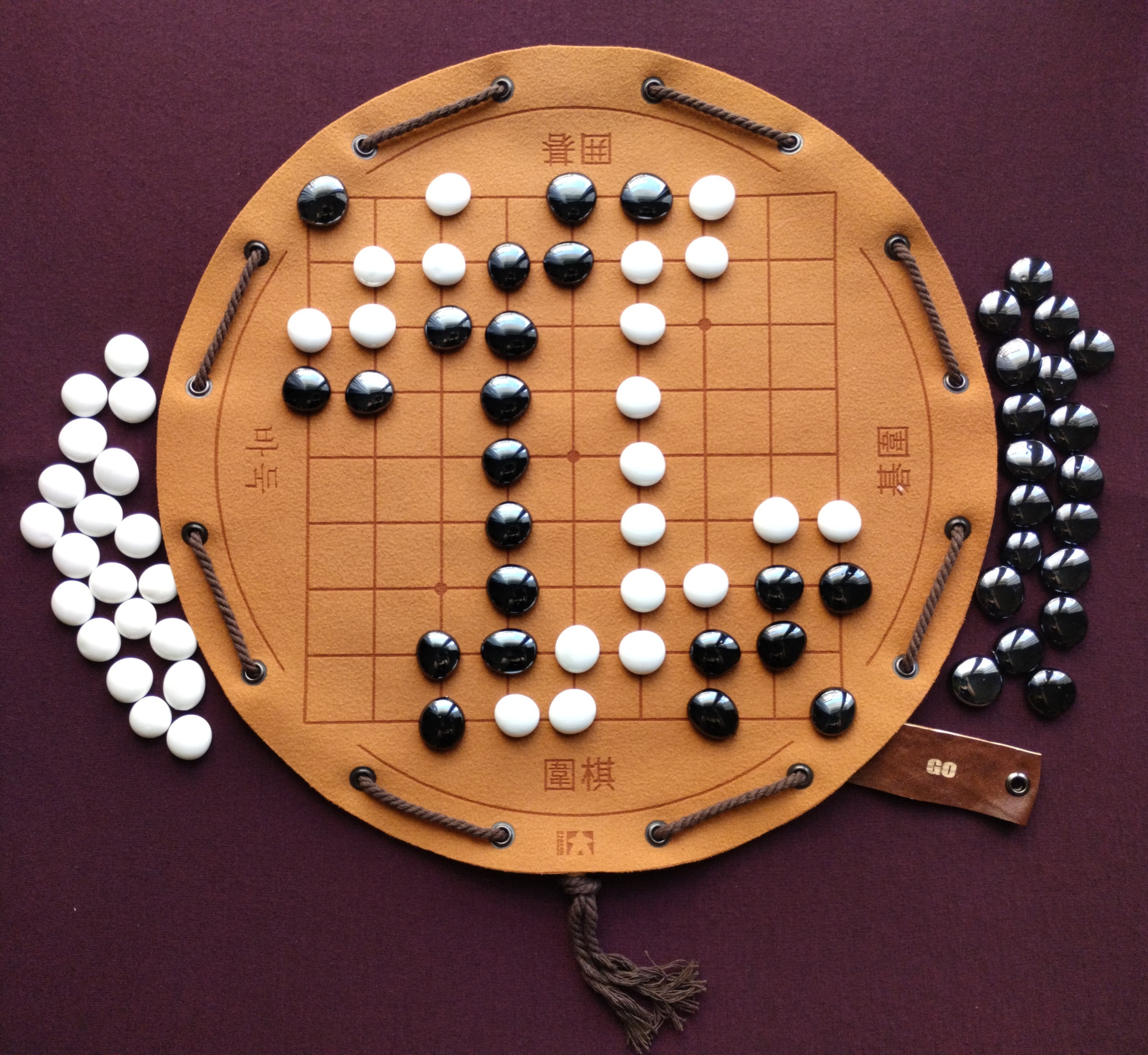 Go set Weiqi ancient historical chinese board game in faux leather pouch, portable, travel, LARP, 35cm, 13.78inch diameter