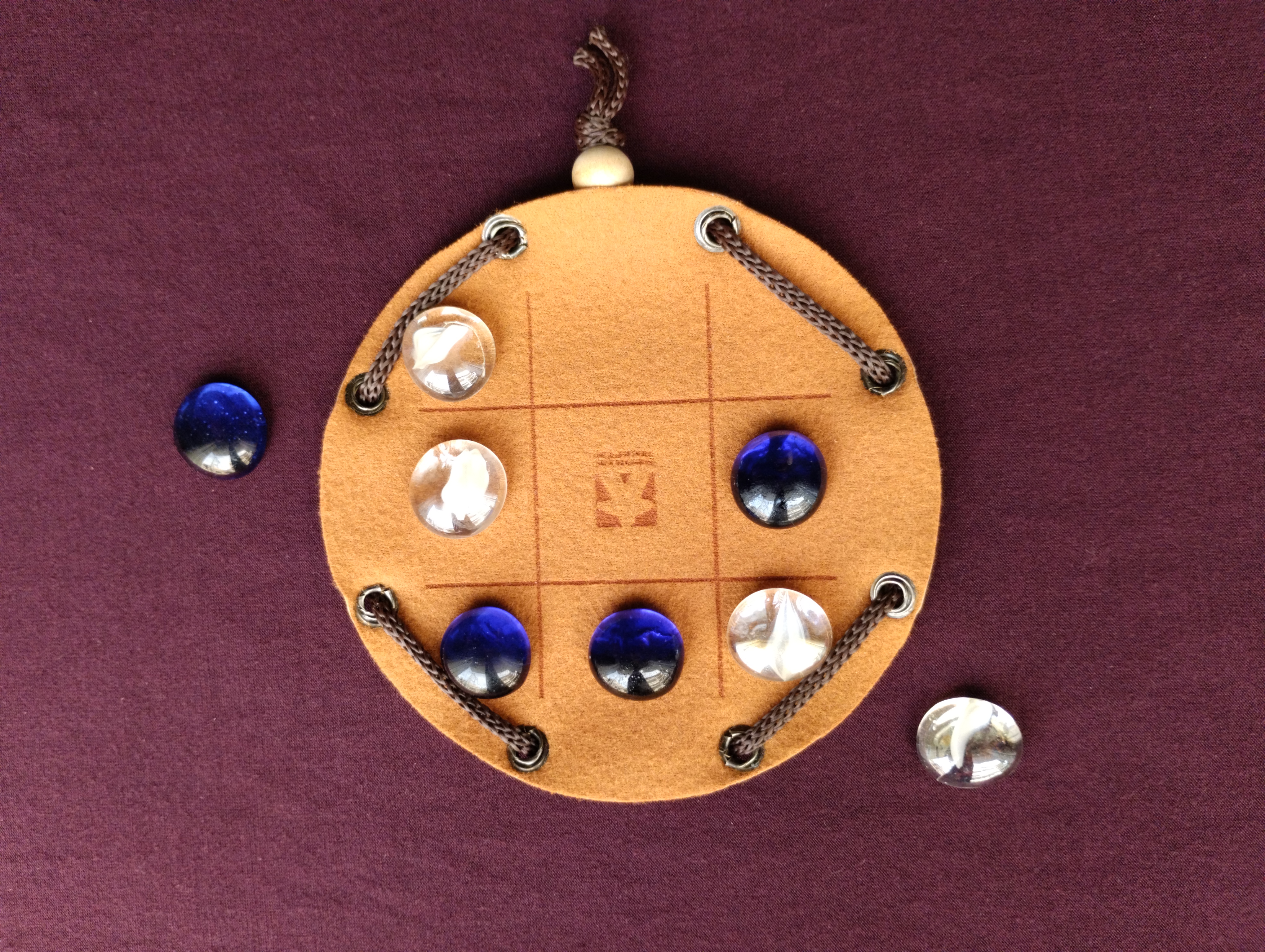 Tic Tac Toe board game in faux leather pouch, 12cm, 4.72inch diameter