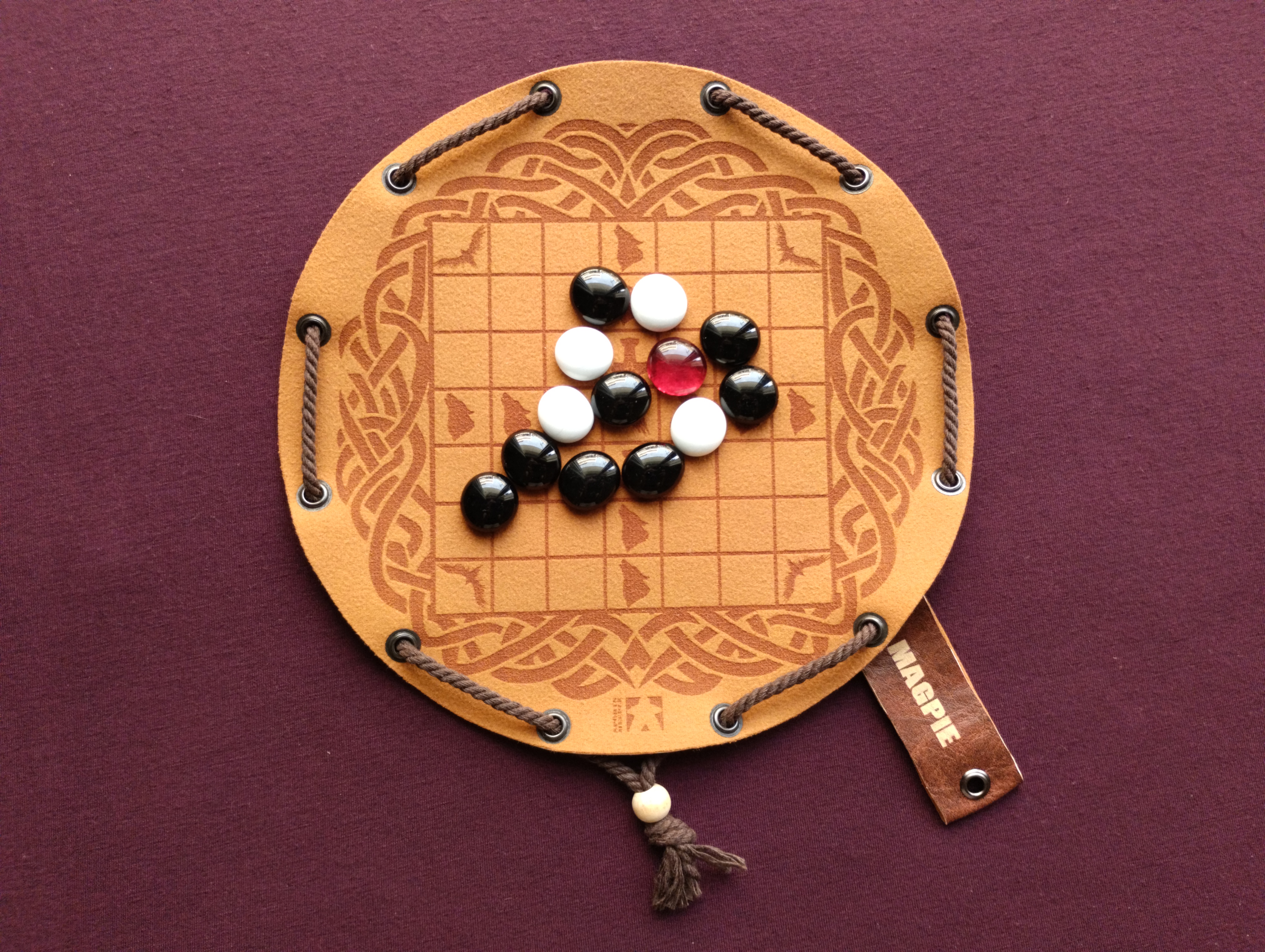 Hnefatafl Magpie Viking Chess ancient historical board game in faux leather pouch, 22.5cm, 8.85inch diameter
