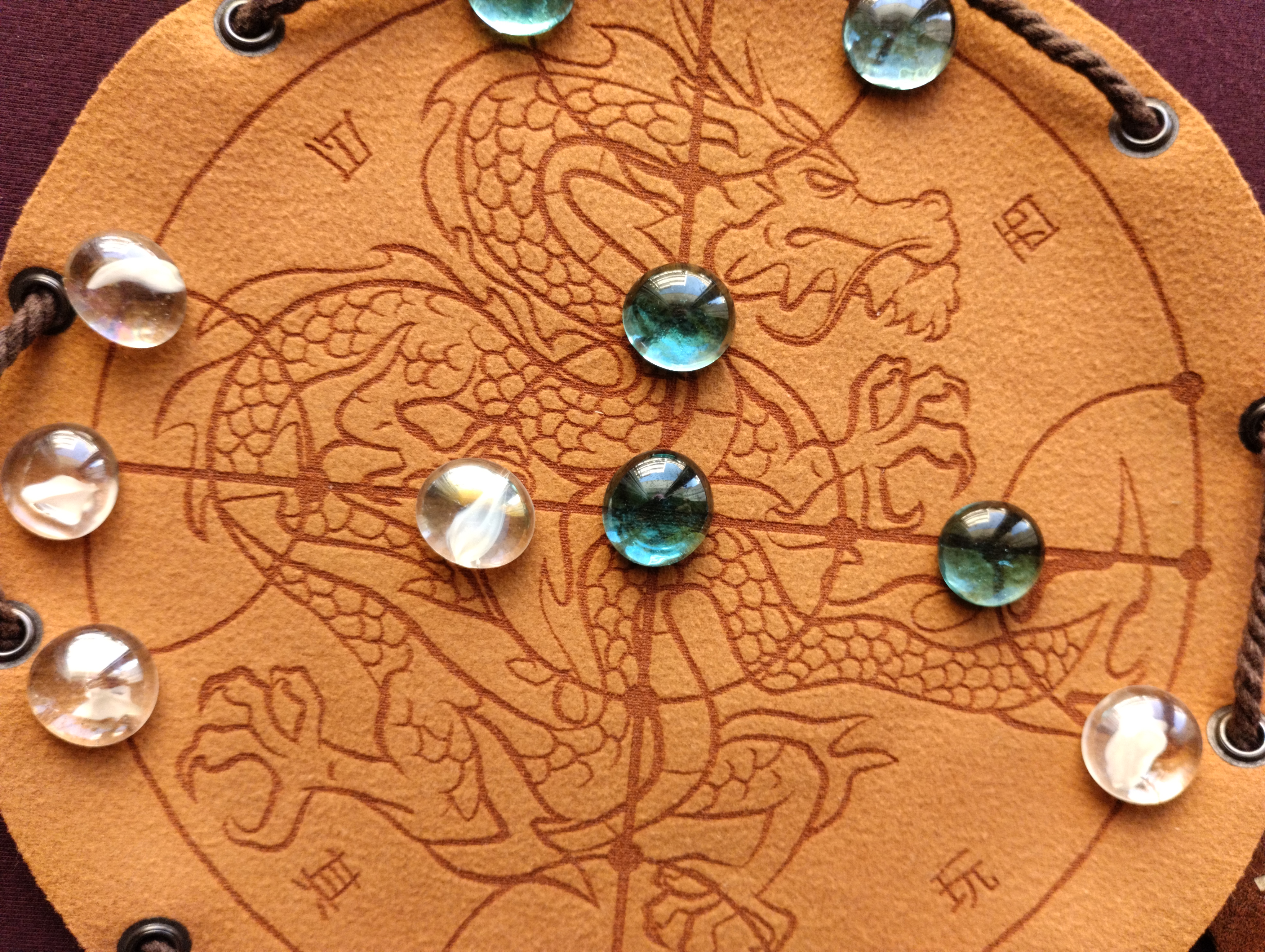 Xi Gua Qi Watermelon chess chinese ancient historic board game in faux leather pouch, 22.5cm, 8.85inches diameter