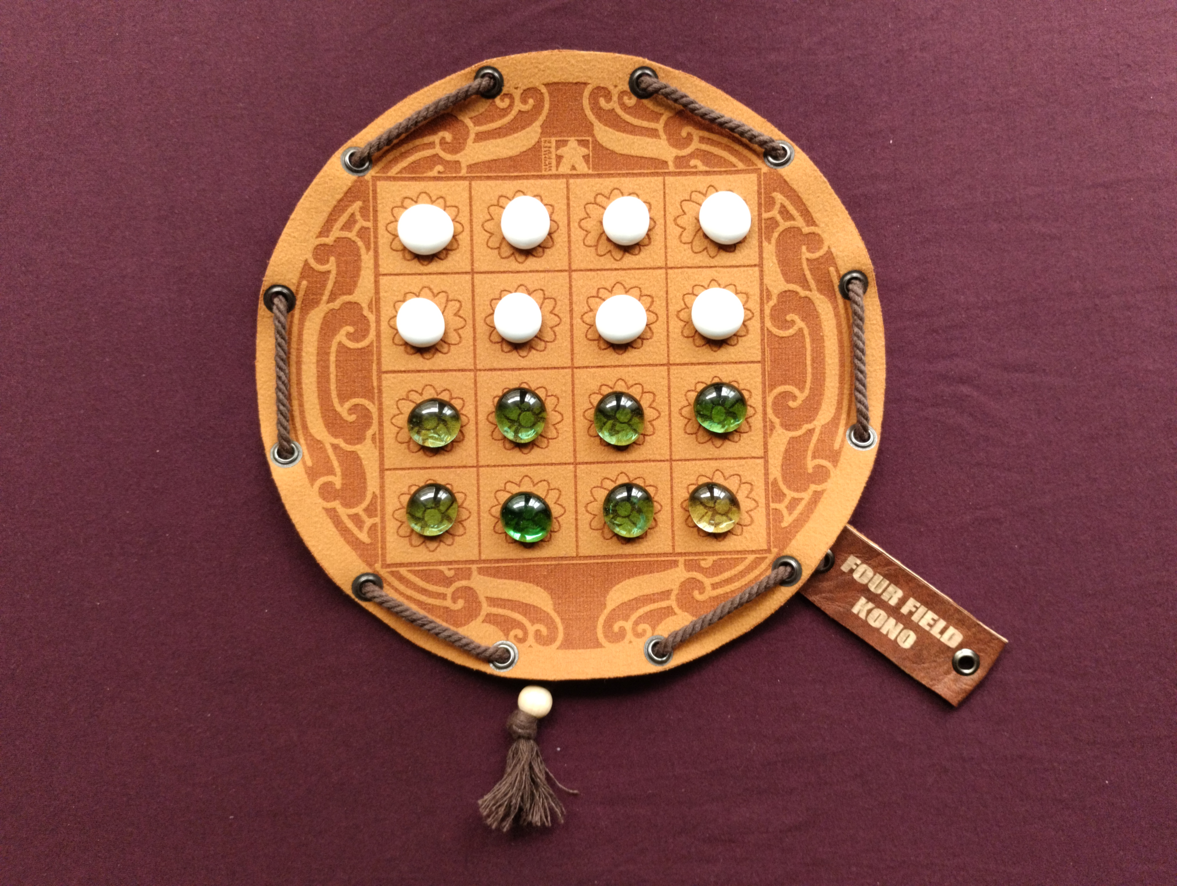Four Field Kono - Korean ancient historic board game in faux leather pouch, 22.5 cm / 8.85 inches diameter