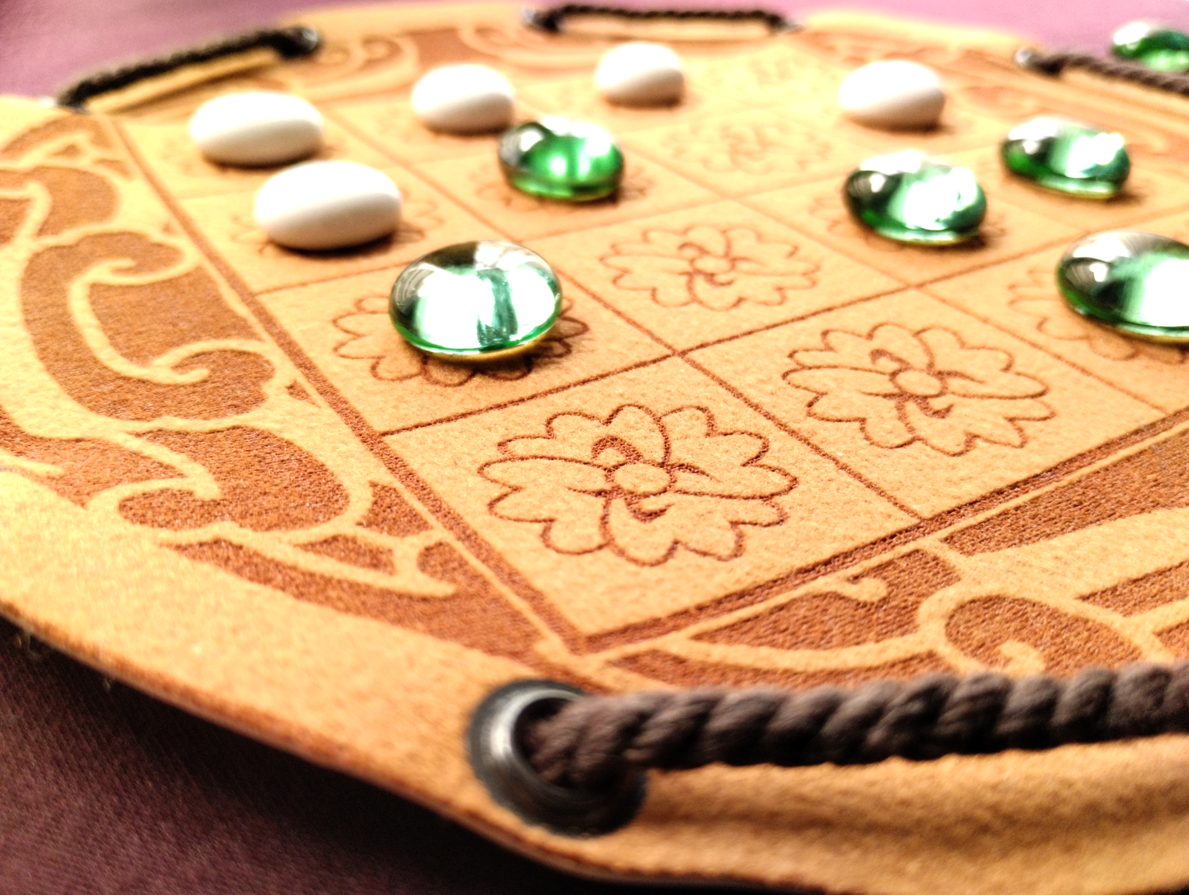 Four Field Kono - Korean ancient historic board game in faux leather pouch, 22.5 cm / 8.85 inches diameter