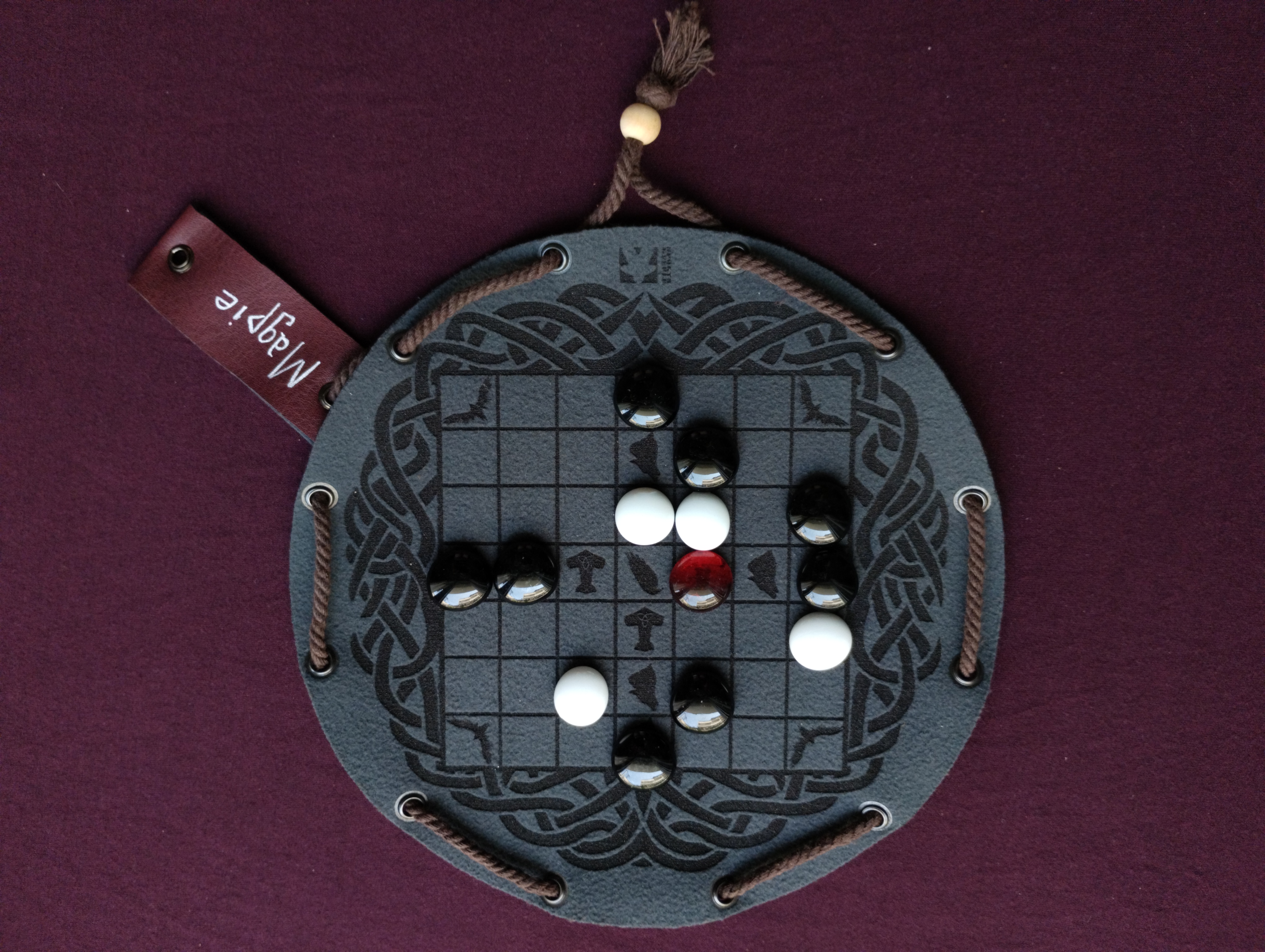 Hnefatafl Magpie Viking Chess ancient historical board game in faux leather pouch dark green, 22.5cm, 8.85inch diameter