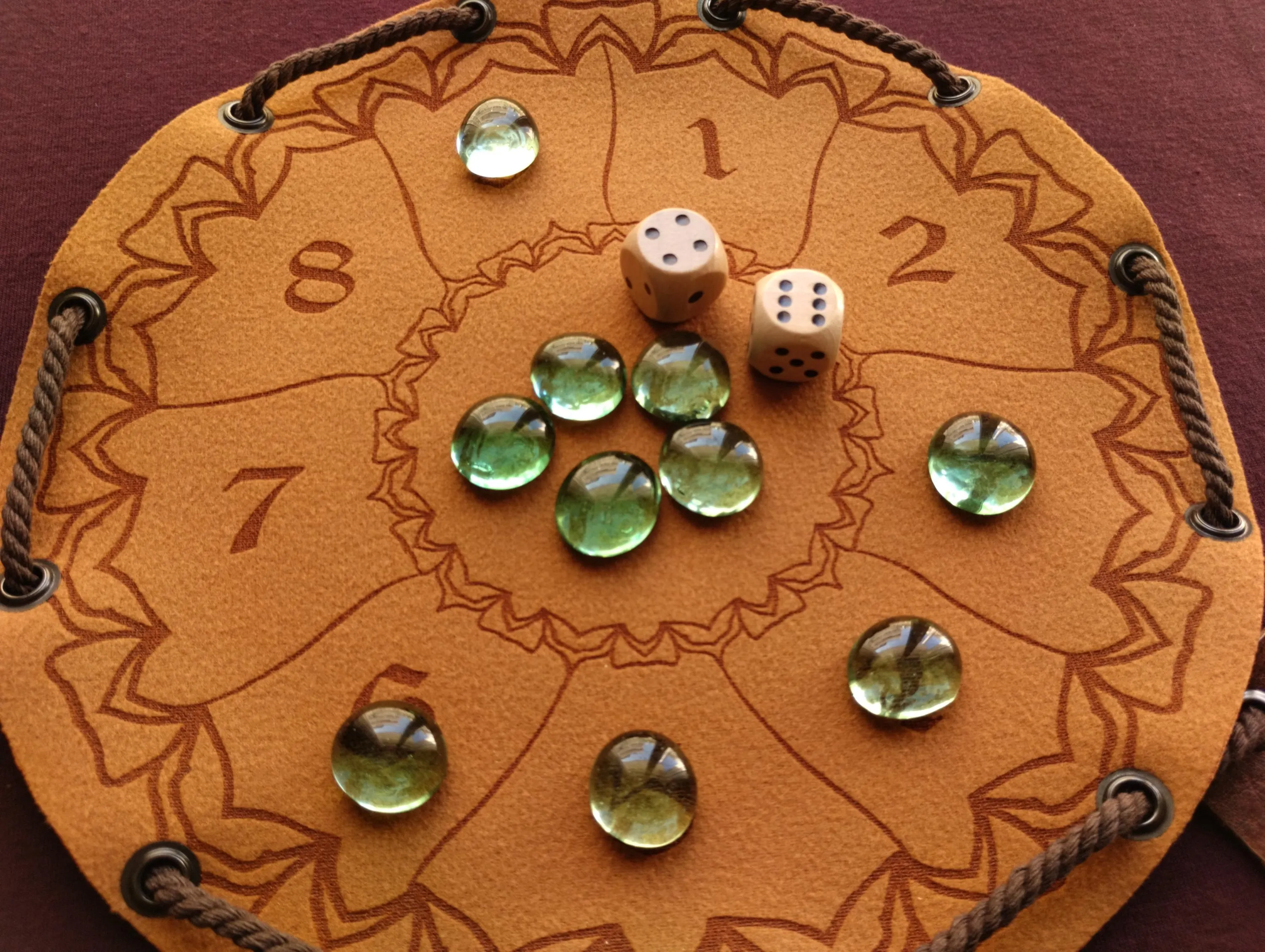 Shut the Box Traditional Board Game in Faux Leather Pouch