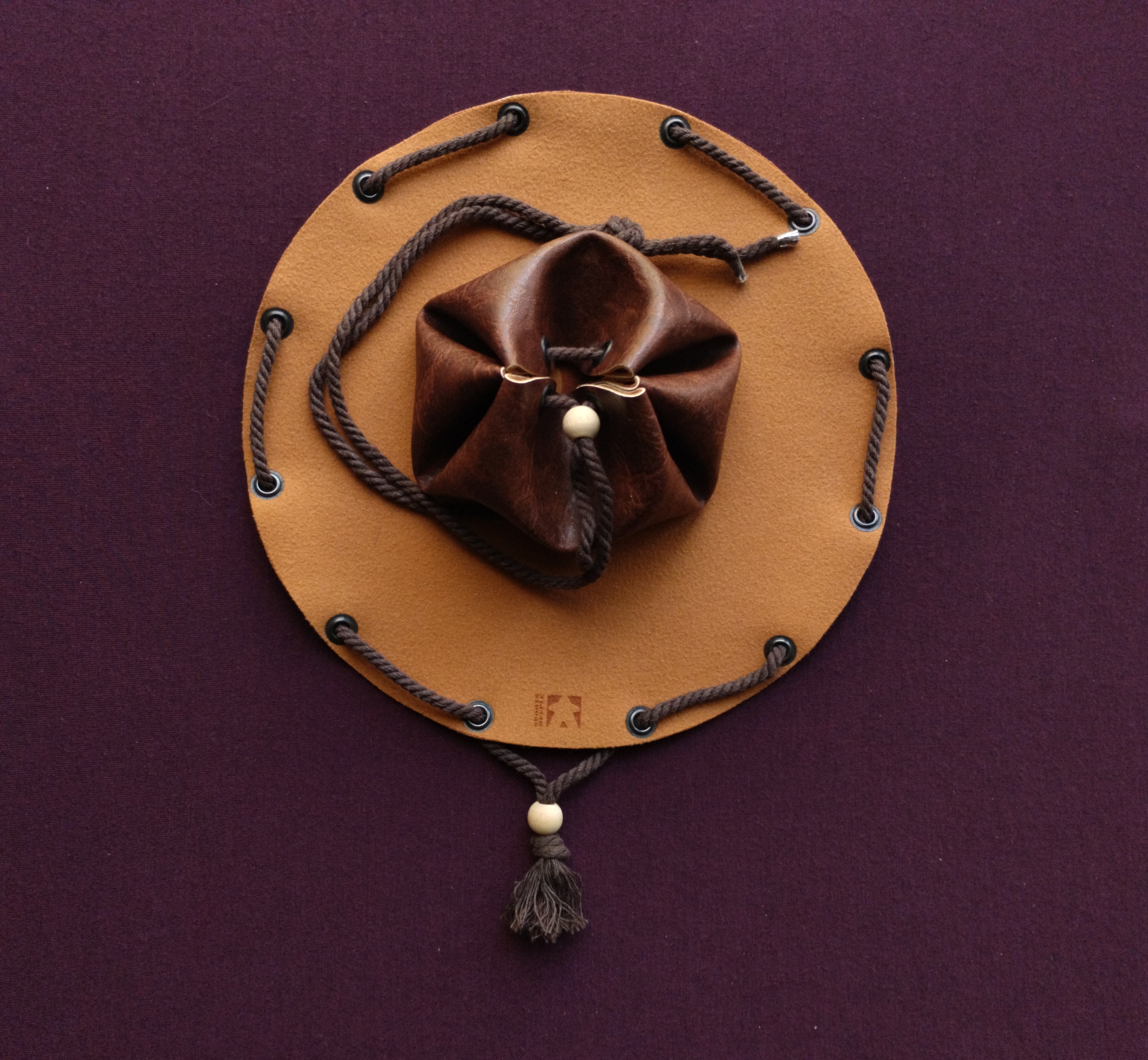 Drawstring leather dice bag pouch & dice tray set of 7 dice dnd rpg d20