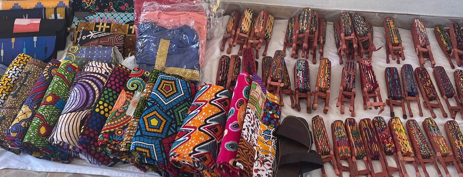 African Medium Clutch