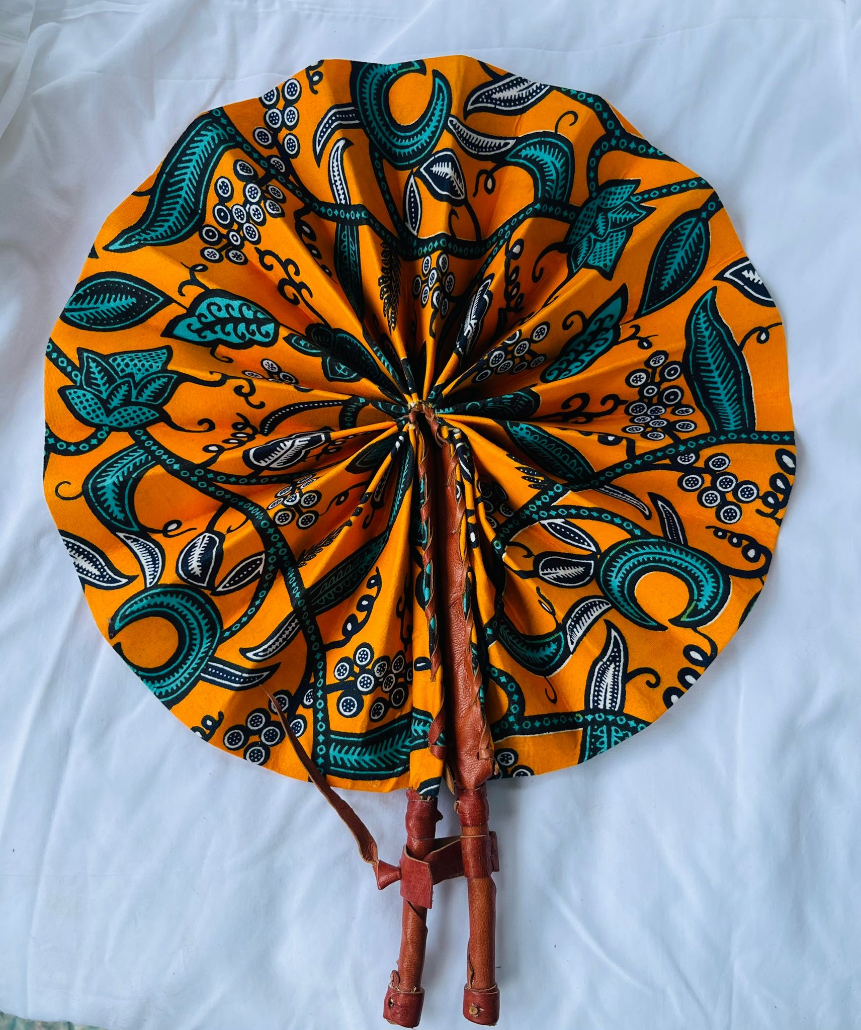 Tangerine and turquoise breeze