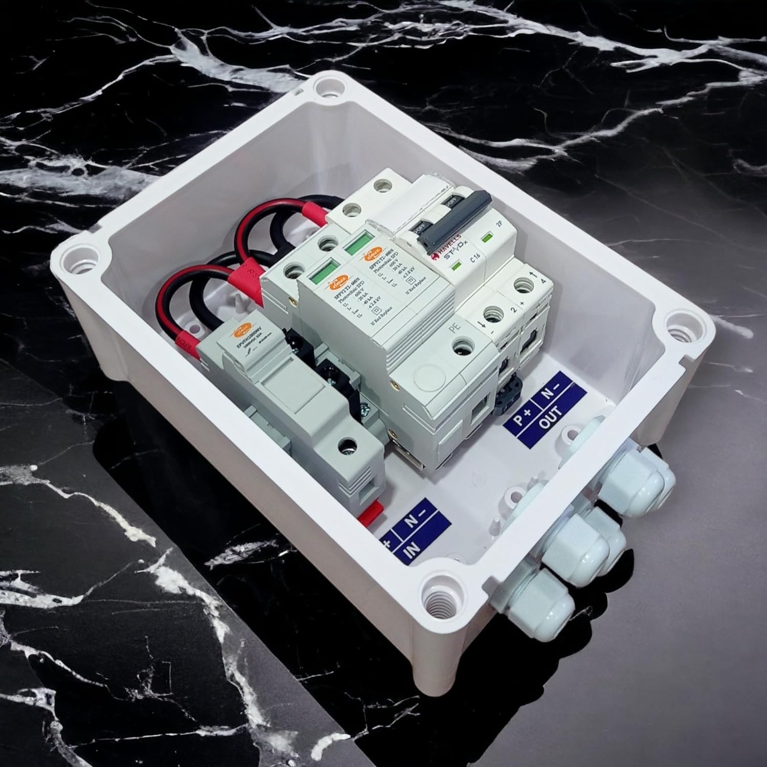 Sun sparkle Energy DCDB 1 in 1 Out with Pollycab MCB 500V and SPD 600V 1 kw to 3 kw