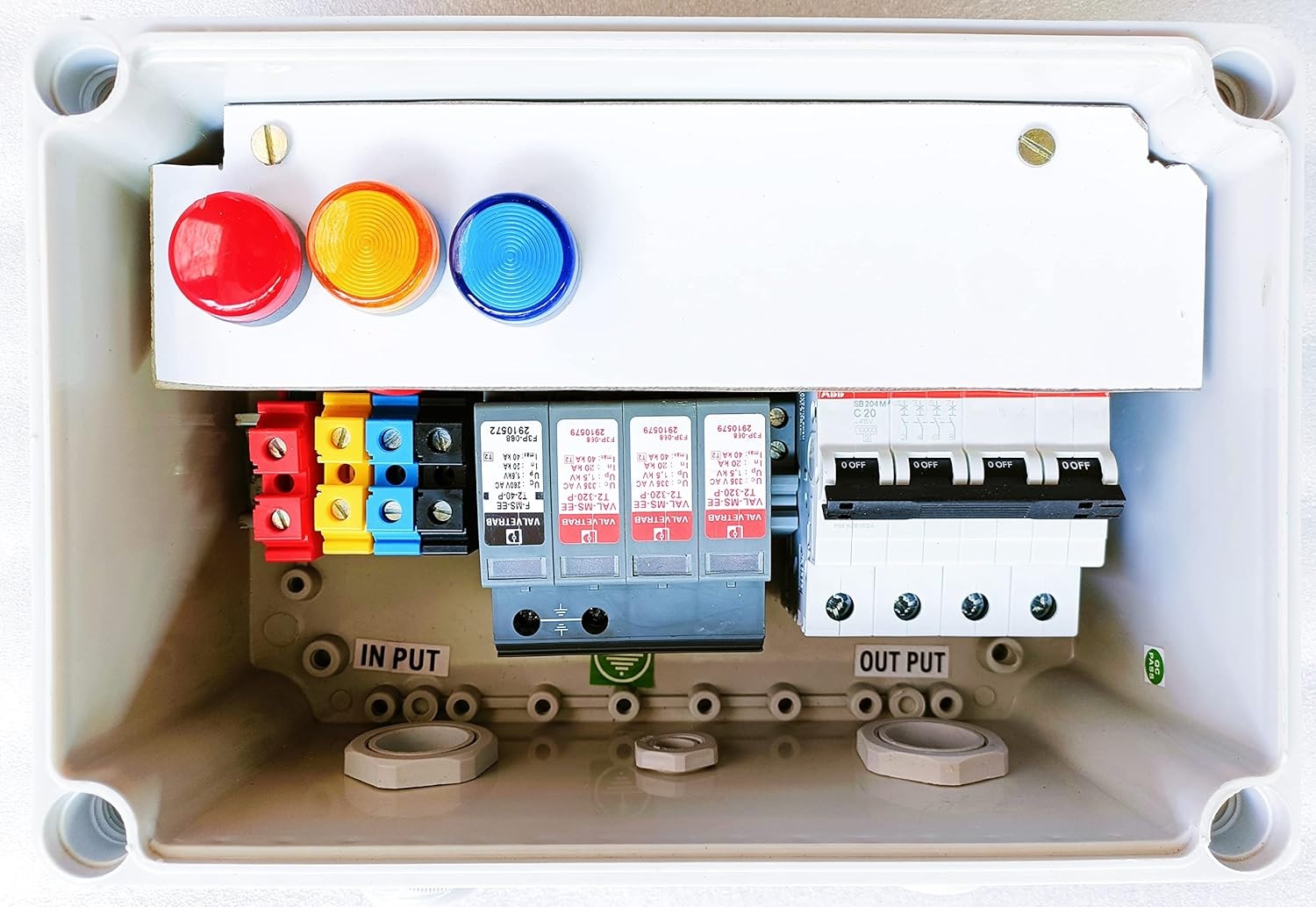 Sun sparkle ACDB 3 PHASE 10KW 32A MCB 4P SPD AC DISTRIBUTION BOX for solar panel
