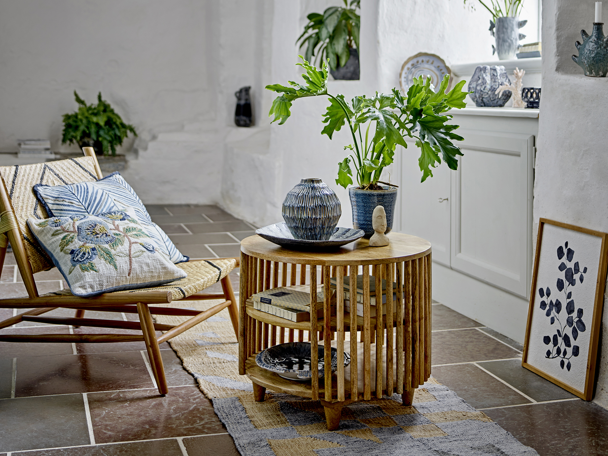 Kavos staliukas Sali