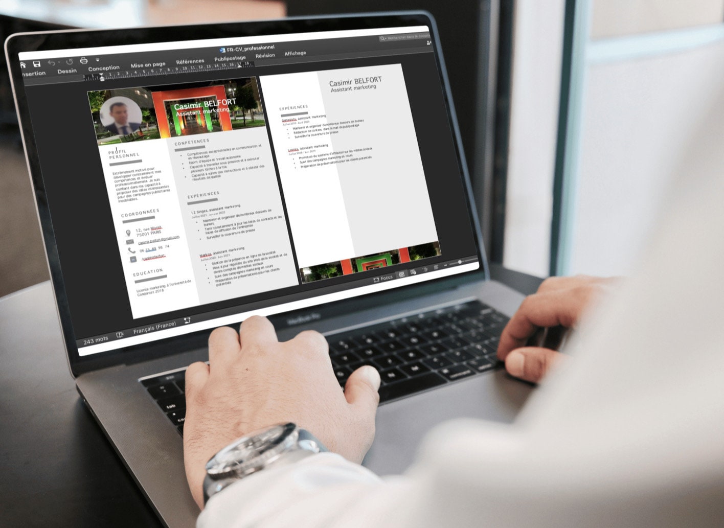 Curriculum vitae (CV) pour Word, professionnel; avec une bannière