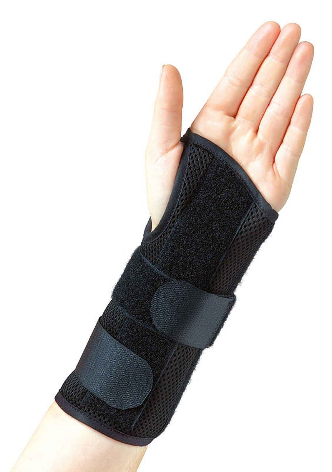 Thermoskin Airmesh Adjustable Carpal Tunnel Wrist Brace  Right  Black  One Size Fits Most