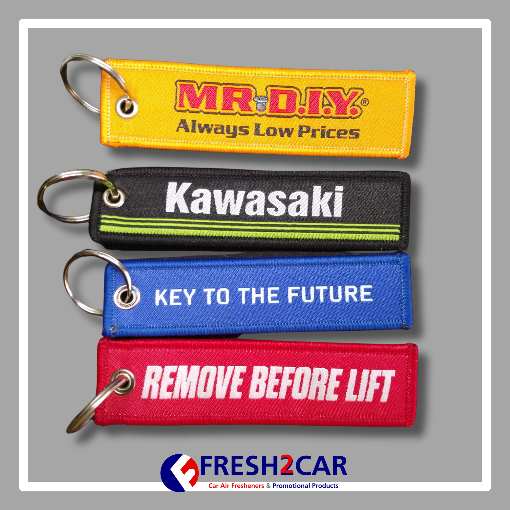 Individuell bestickte Schlüsselanhänger