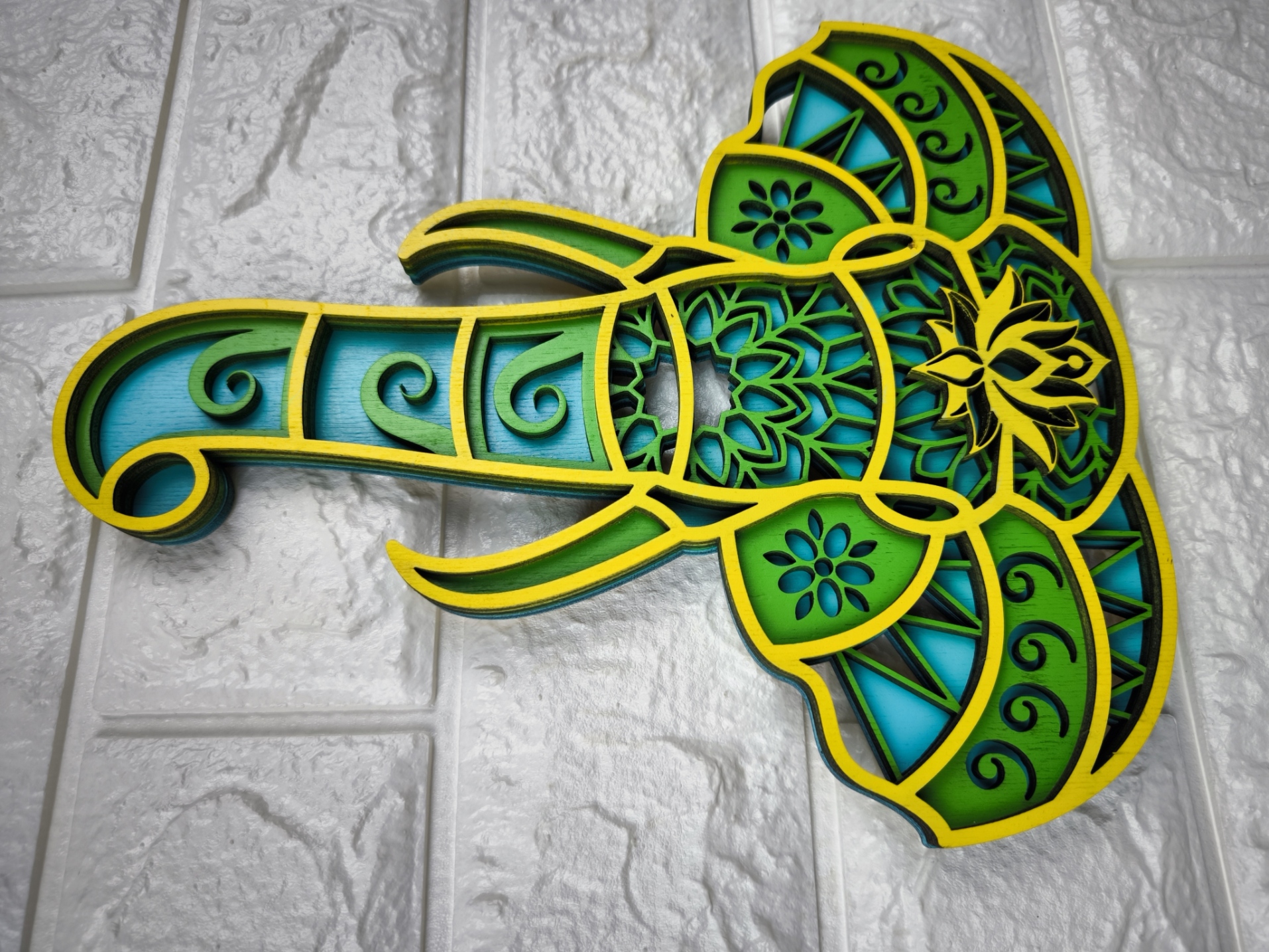 Holz-Wand-Dekor Mehrschichtige Mandala Schnitte-verschiedene Designs-Handgemacht