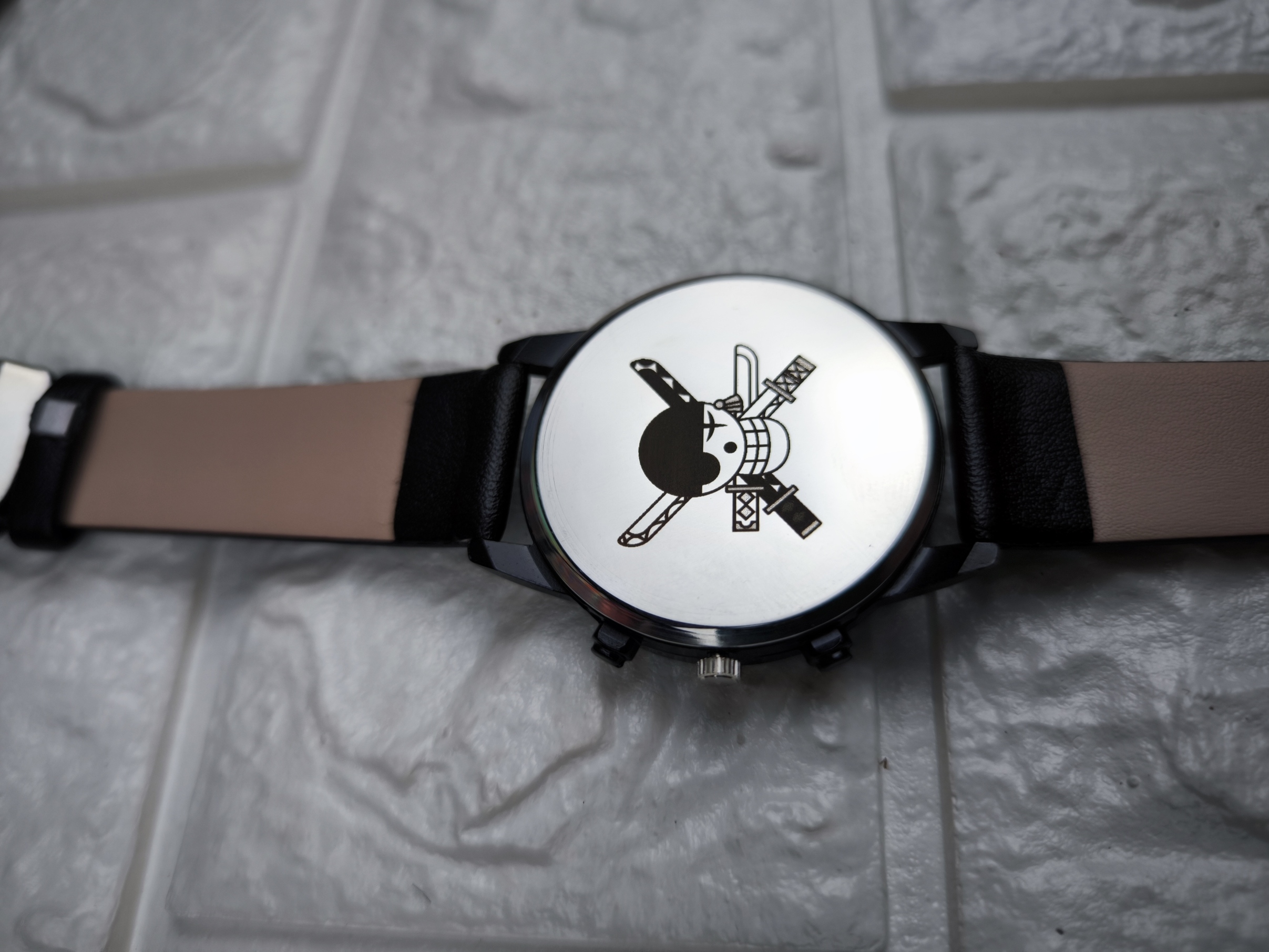Schwarze Armbanduhr graviert mit Ihrem Logo oder Text - als Geschenk oder Andenken