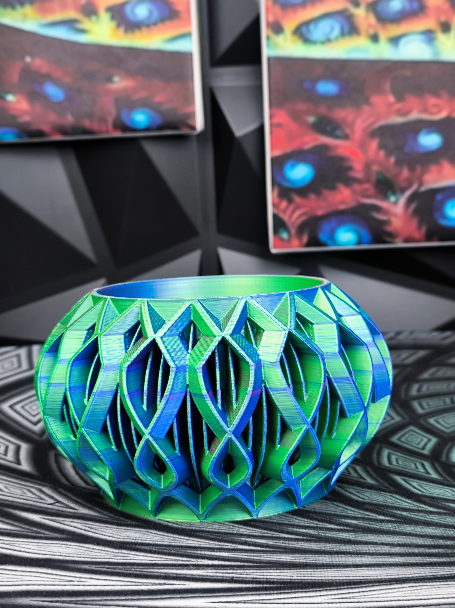 Moderne Design Blumentopf Vase für Trocken- und Kunstblumen in vielen Farben aus Kunststoff Octa Planter