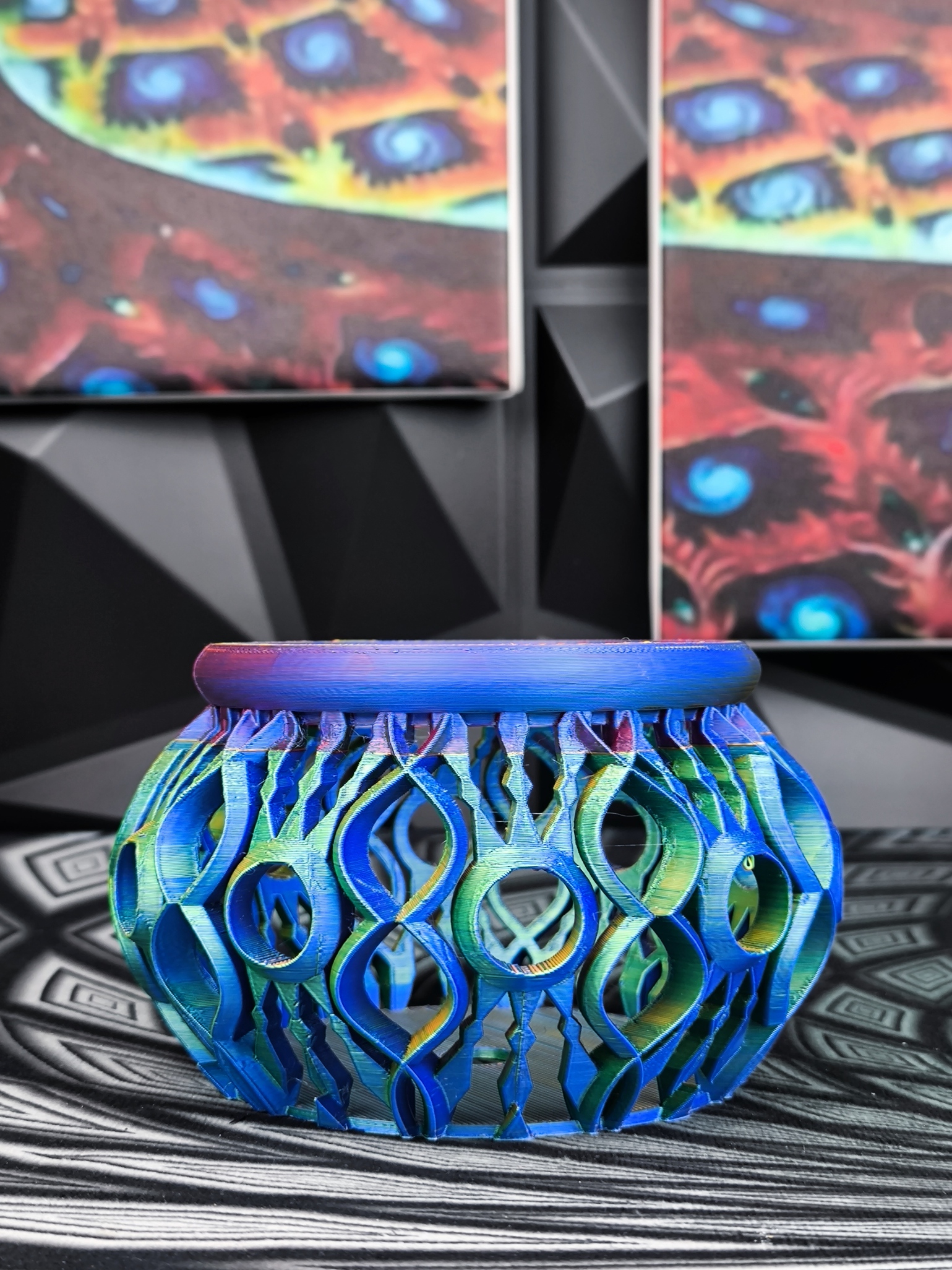 Moderne Design Blumentopf Vase für Trocken- und Kunstblumen in vielen Farben aus Kunststoff Lyren Planter