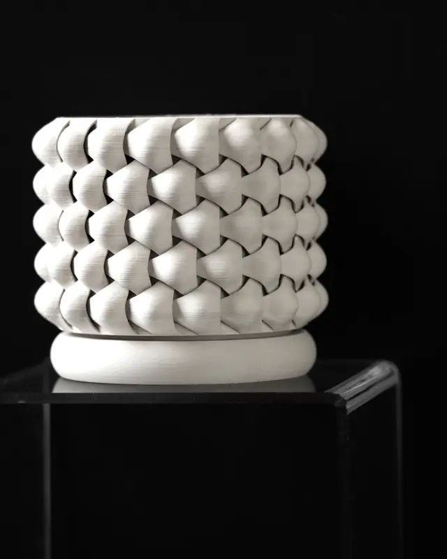 Vase Trocken- und Kunst Blumen Wunschfarbe Moderne geometrischen Design Tri-Weave Planter Pot by MODERN MACHINE